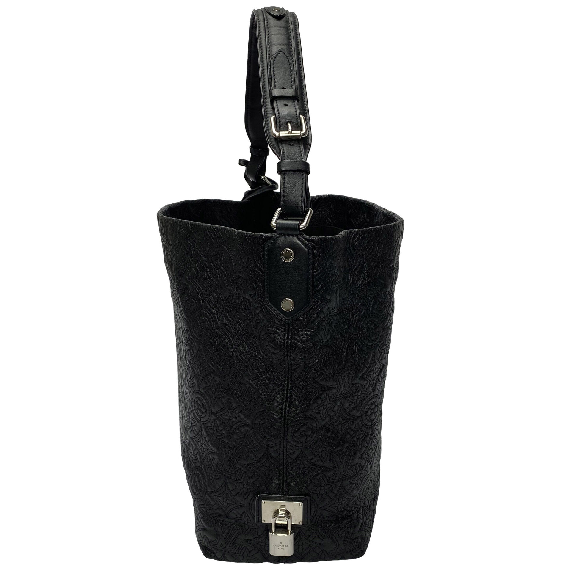 Bolsa Louis Vuitton Antheia Hobo Preta