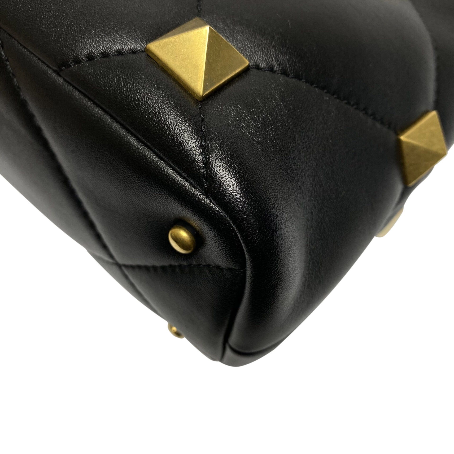 Bolsa Valentino Garavani Roman Stud Preta