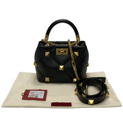 Bolsa Valentino Garavani Roman Stud Preta
