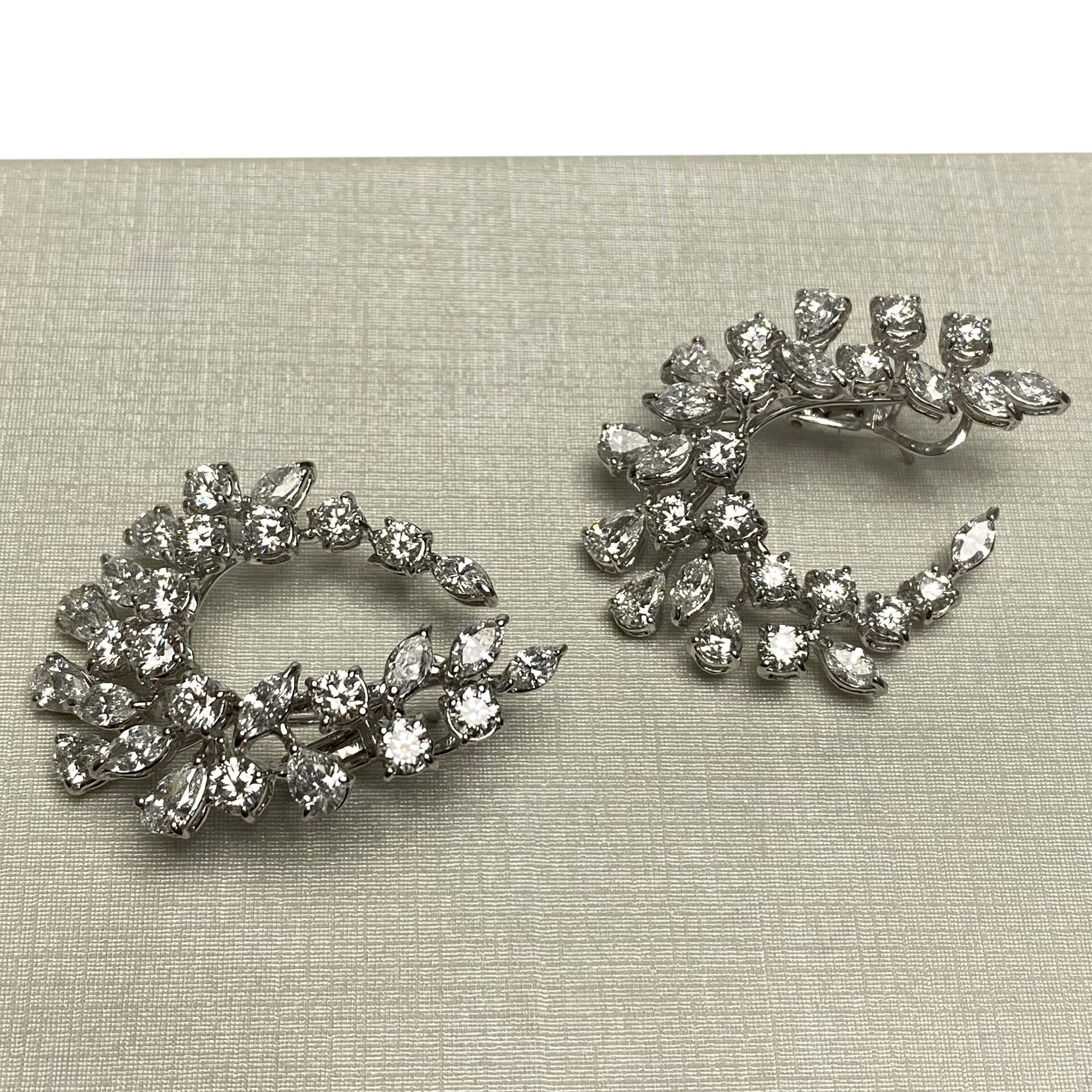 Par de Brincos Diamantes - 12.68 ct