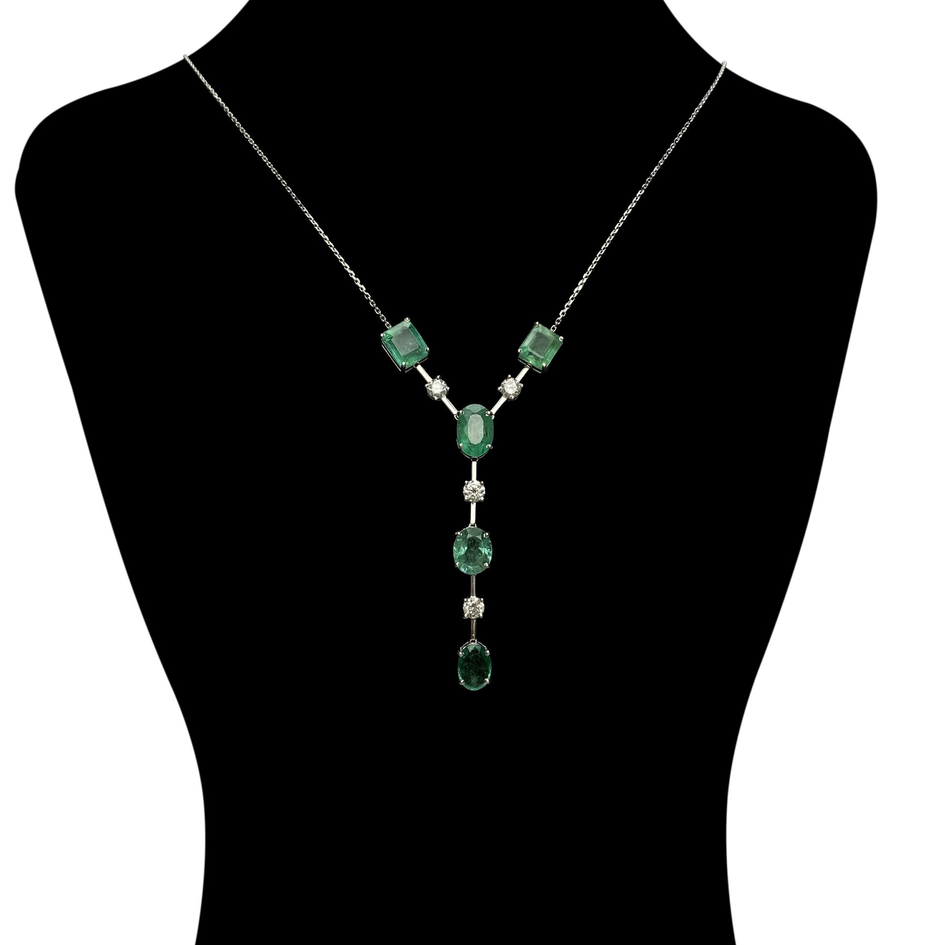 Colar Pendente Esmeraldas e Diamantes