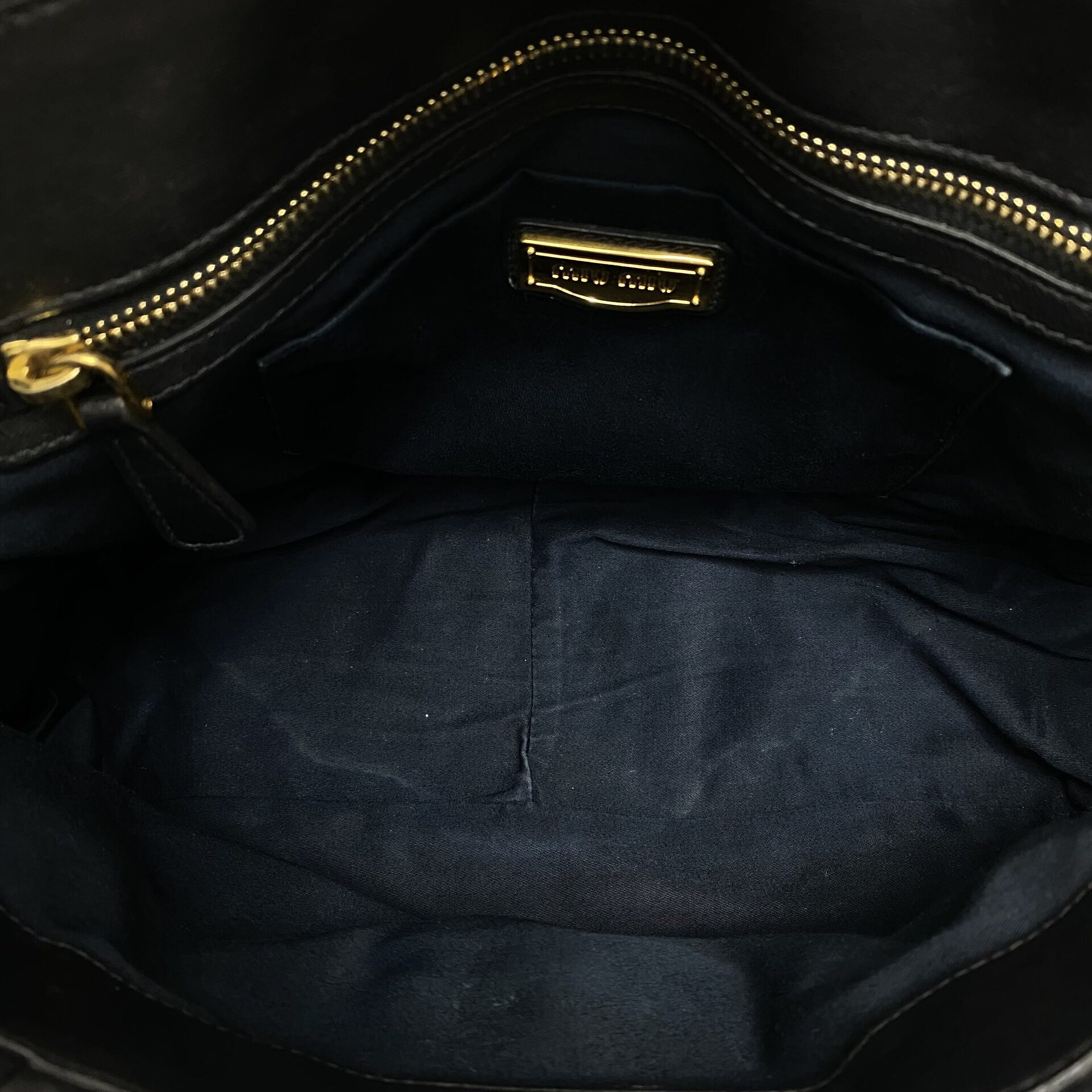 Bolsa Miu Miu Matelassê Preta