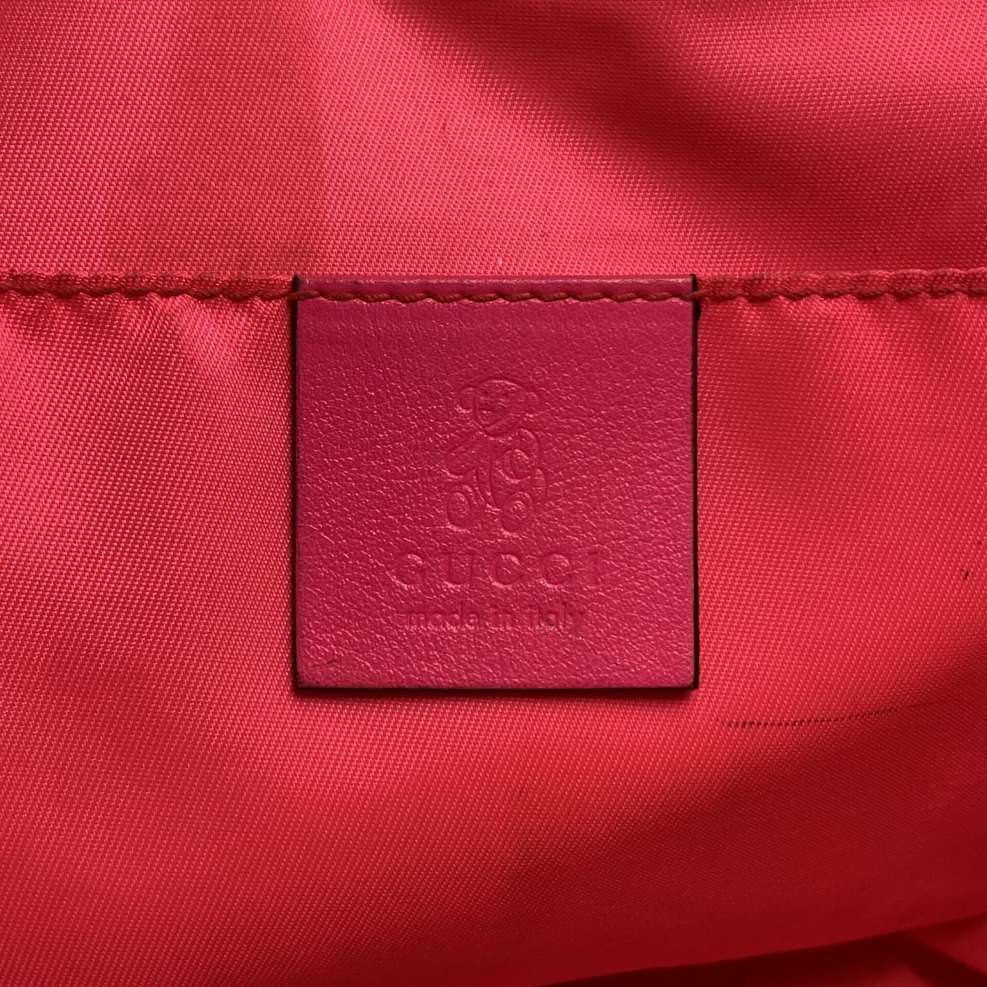 Bolsa Gucci GG Supreme Kids Heart