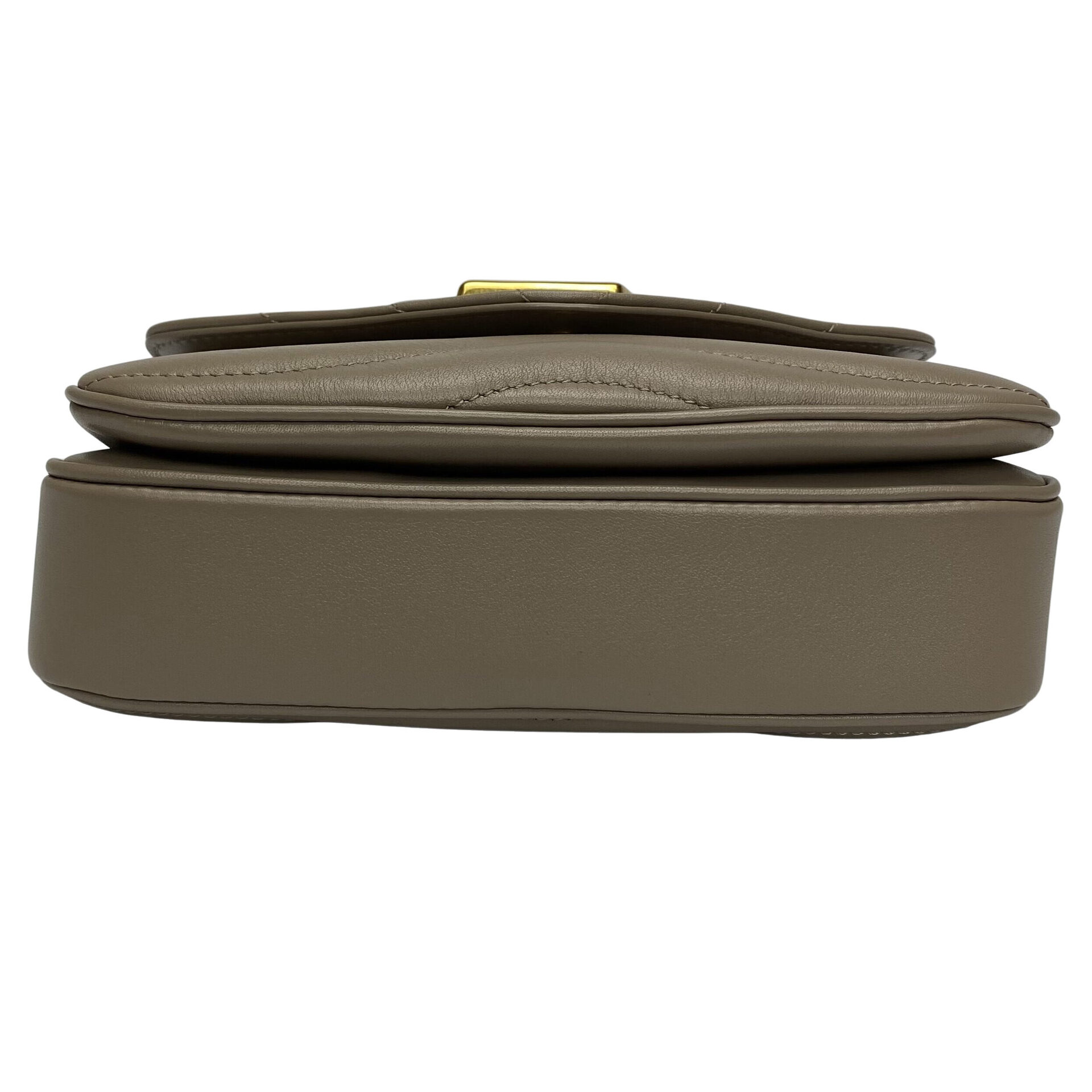 Bolsa Louis Vuitton New Wave Chain Nude
