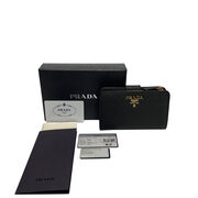 Carteira Prada Couro Saffiano Preto