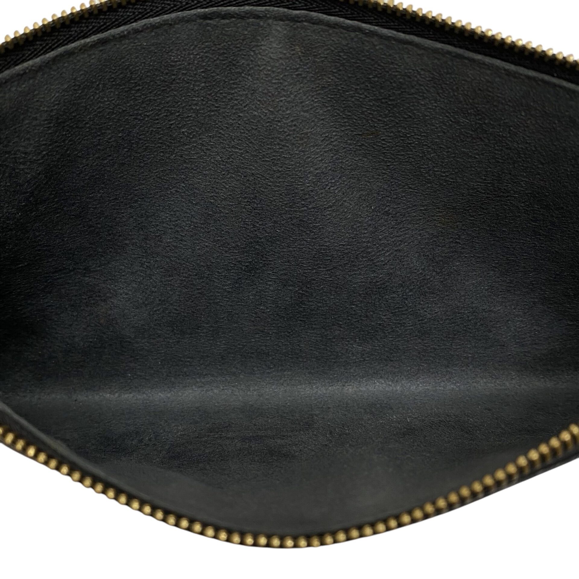 Bolsa Louis Vuitton Pochette Accessoires Couro Epi Preto