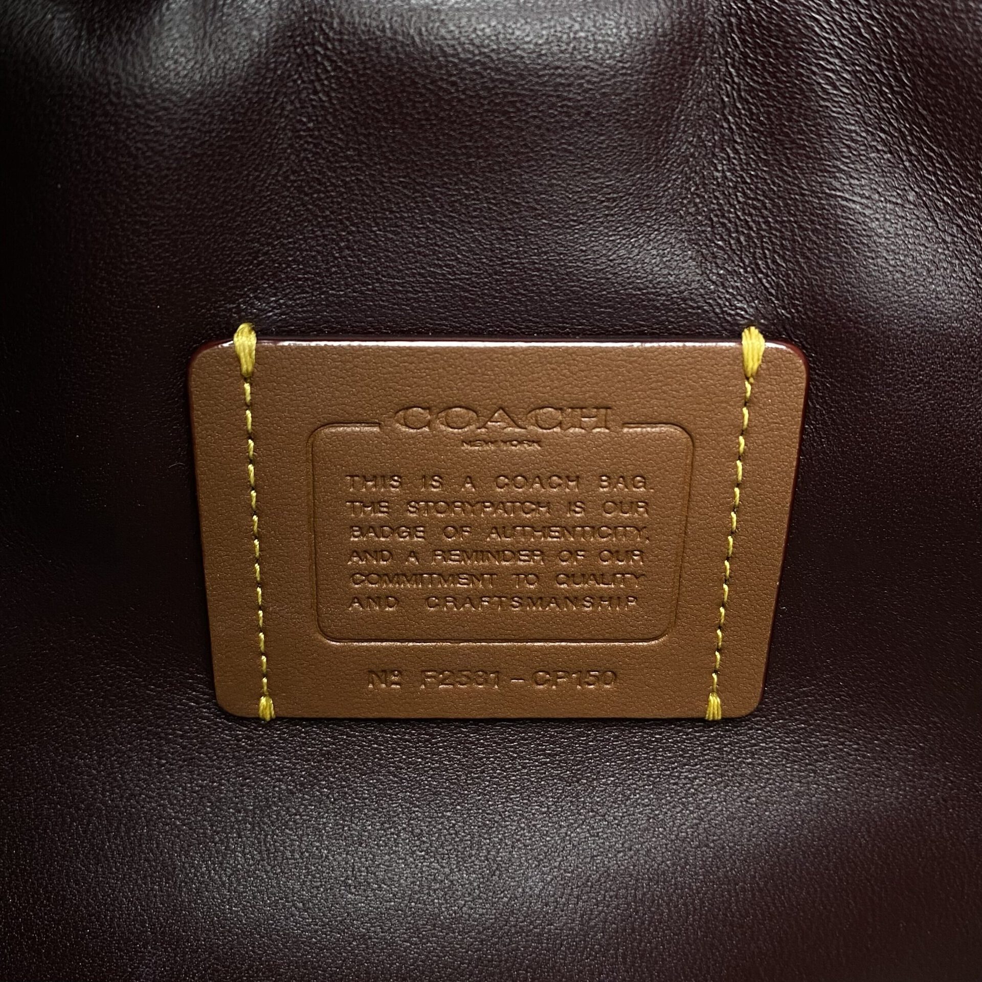Bolsa Coach Tabby 26 Vinho
