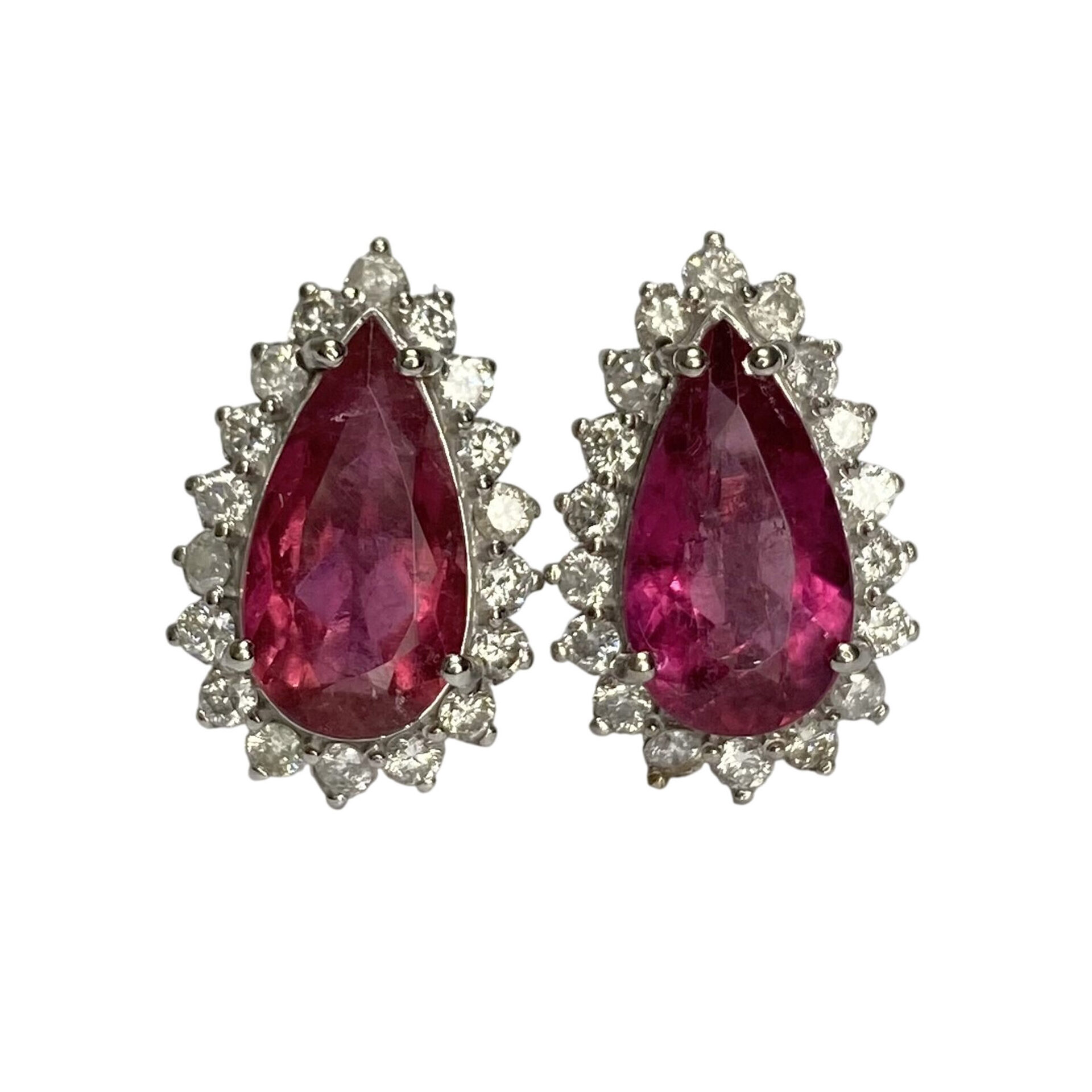Par de Brincos Gota Rubelitas - 2.92 ct.
