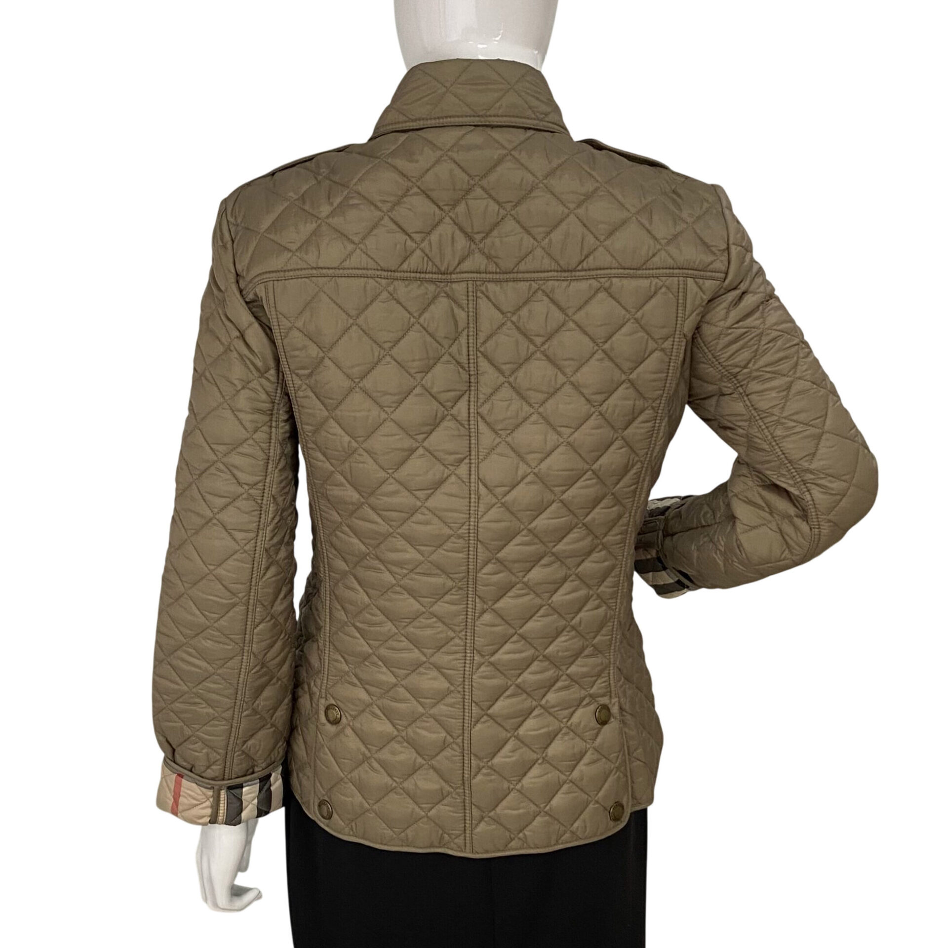 Casaco Burberry Matelassê