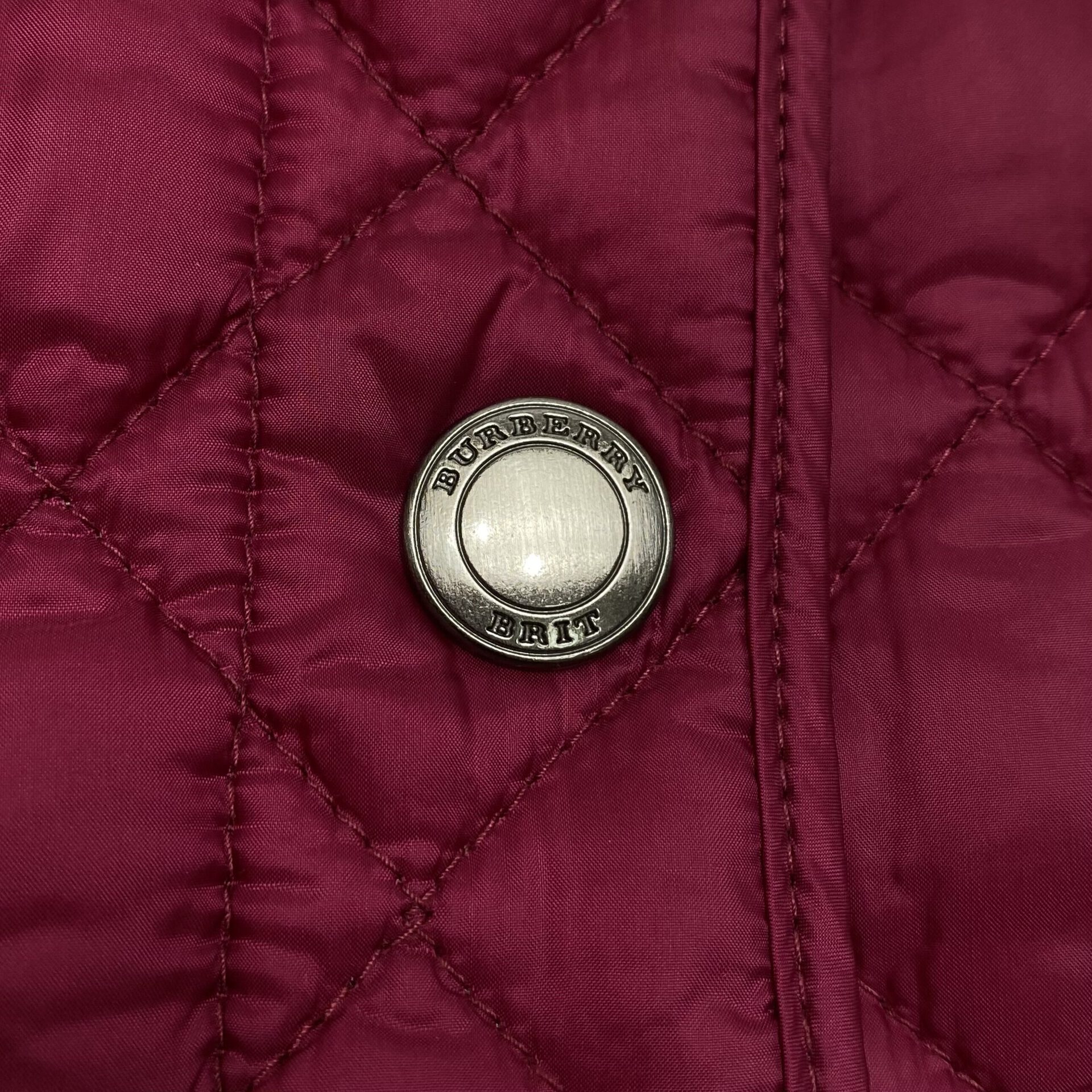 Casaco Burberry Matelassê Rosa