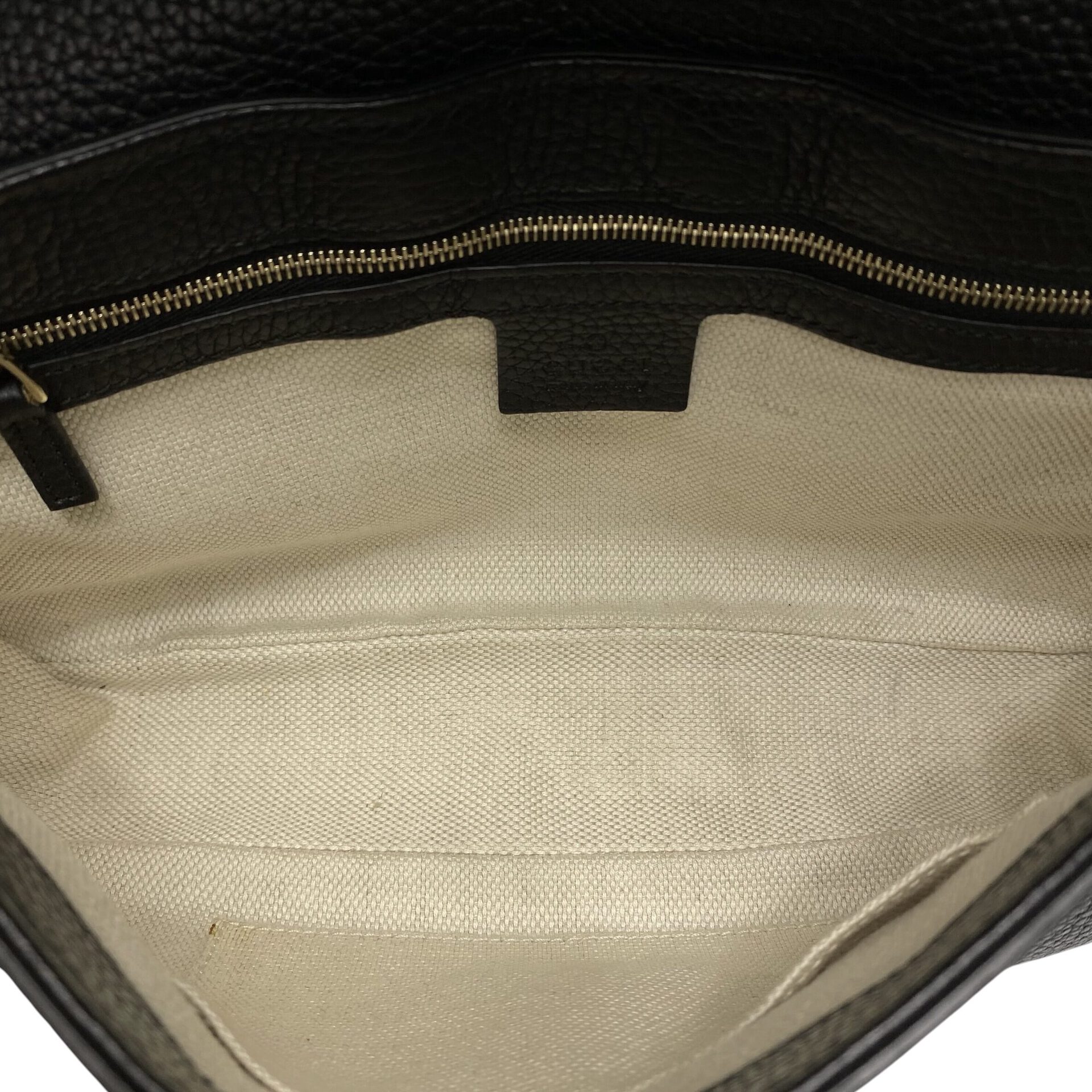 Bolsa Gucci Soho Chain Flap Preta