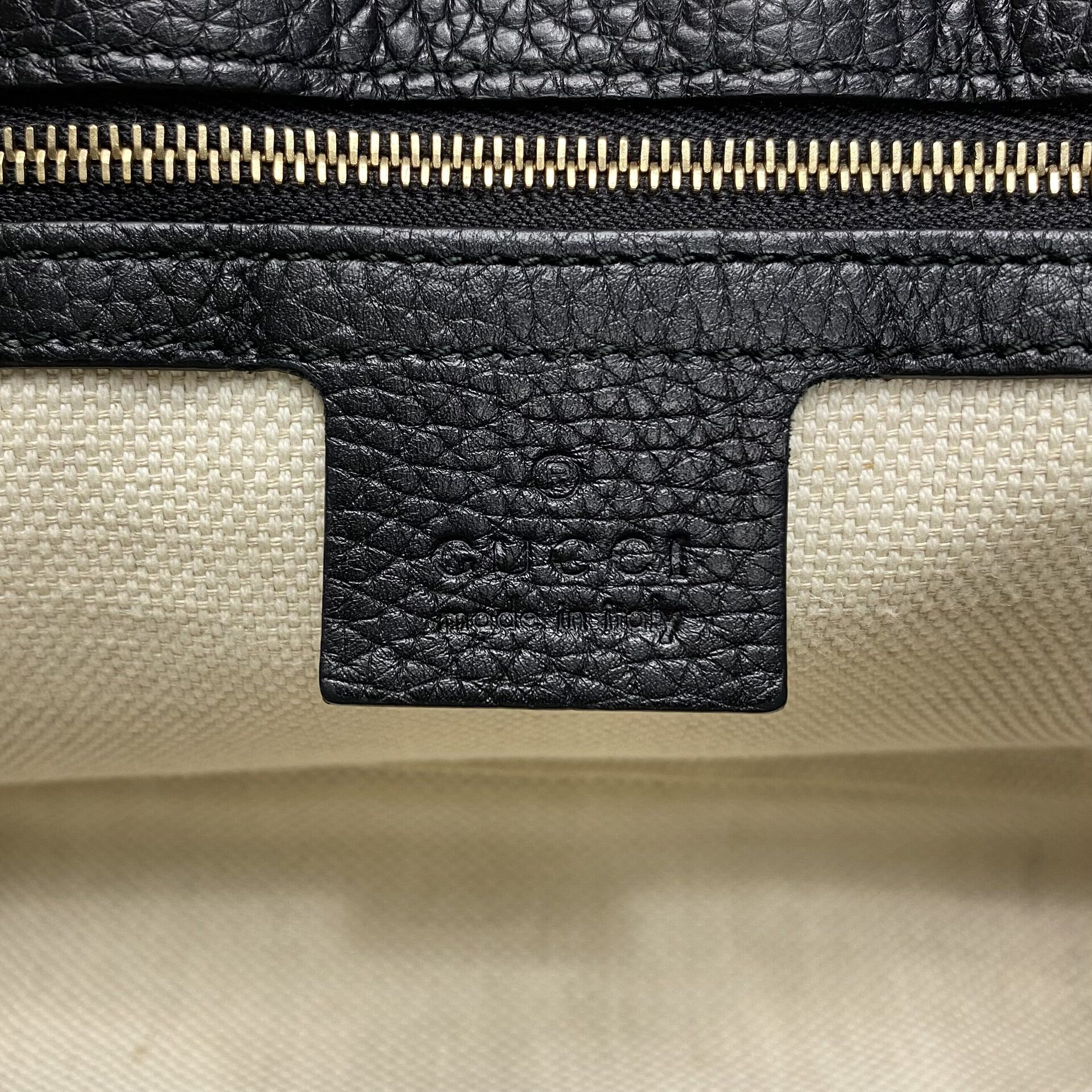 Bolsa Gucci Soho Chain Flap Preta