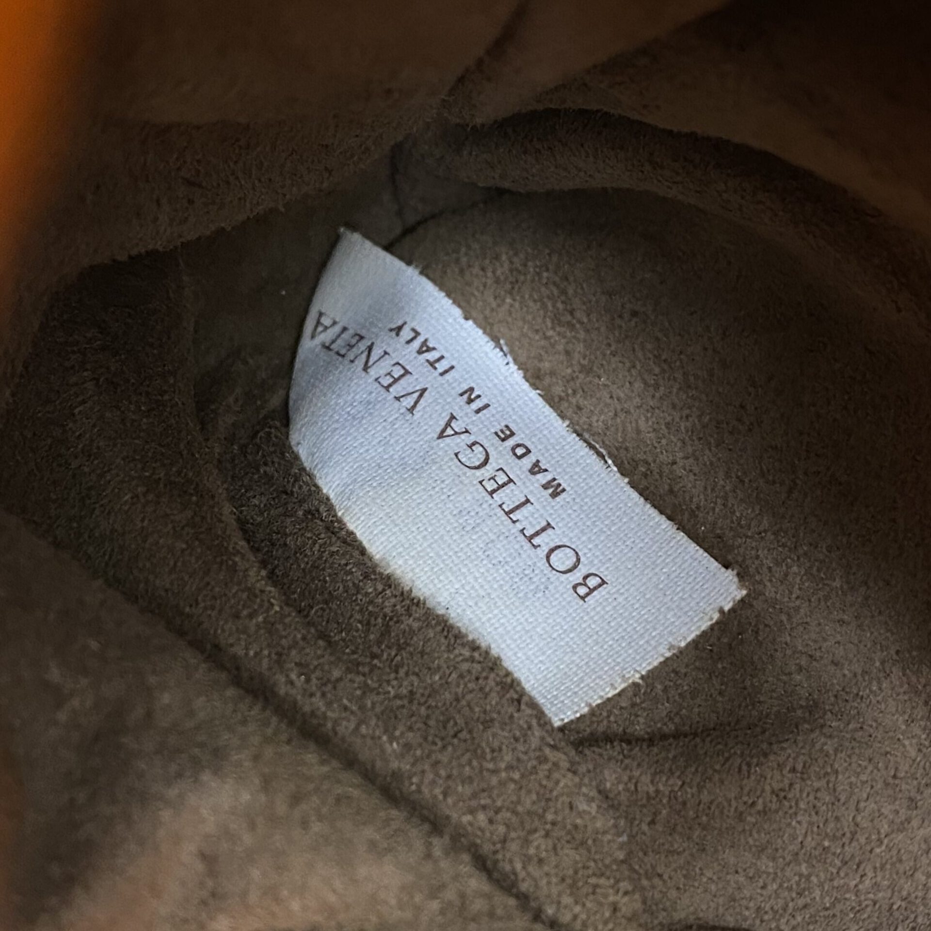 Bolsa Bottega Veneta Olímpia Intrecciato Laranja