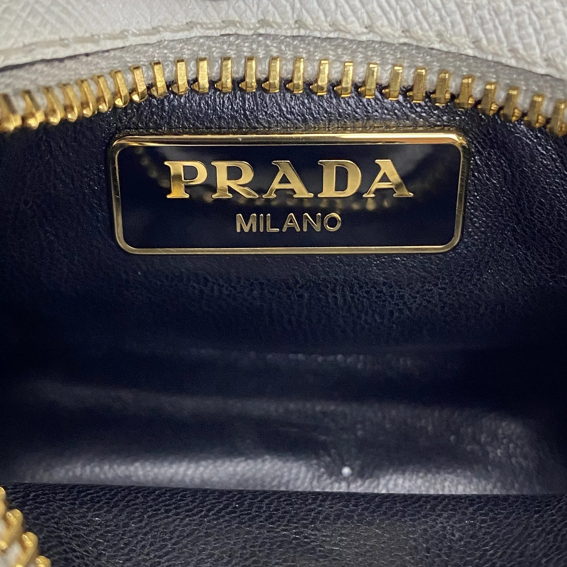 Chaveiro Prada Bolsinha Off White