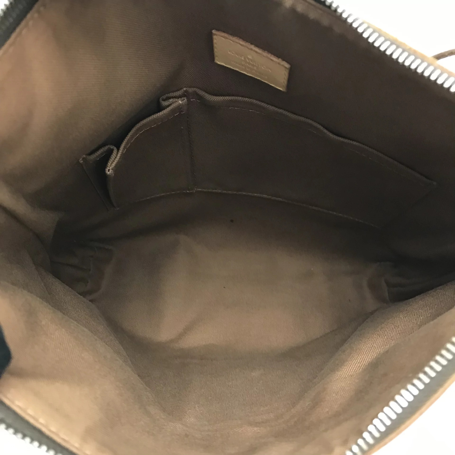 Bolsa Louis Vuitton Odeon Monogram