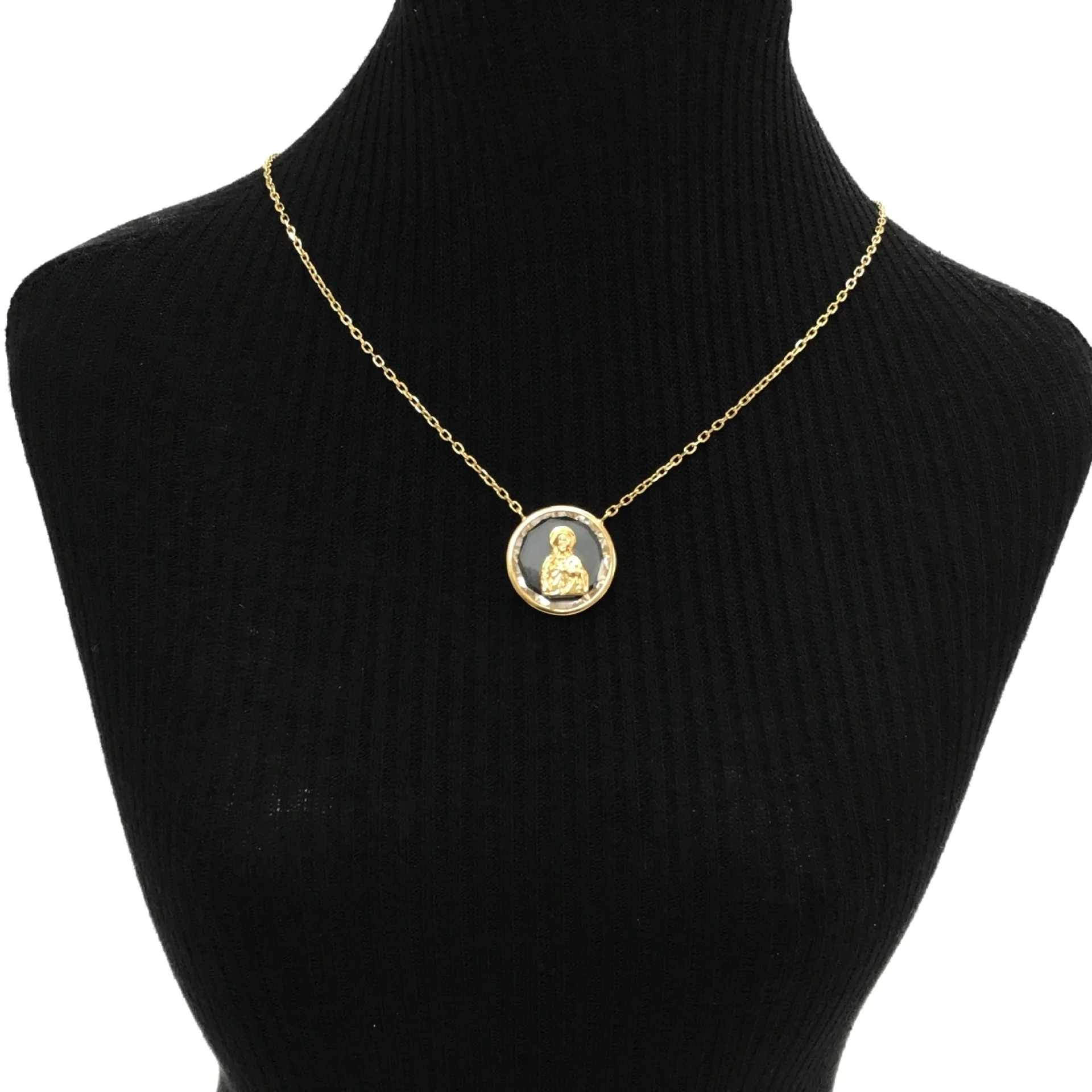 Escapulário Proteção Redondo - Carla Amorim 