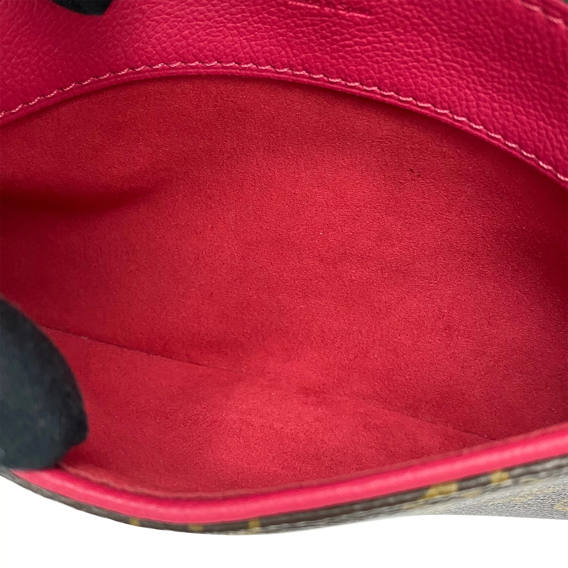 Bolsa Louis Vuitton Pallas Chain