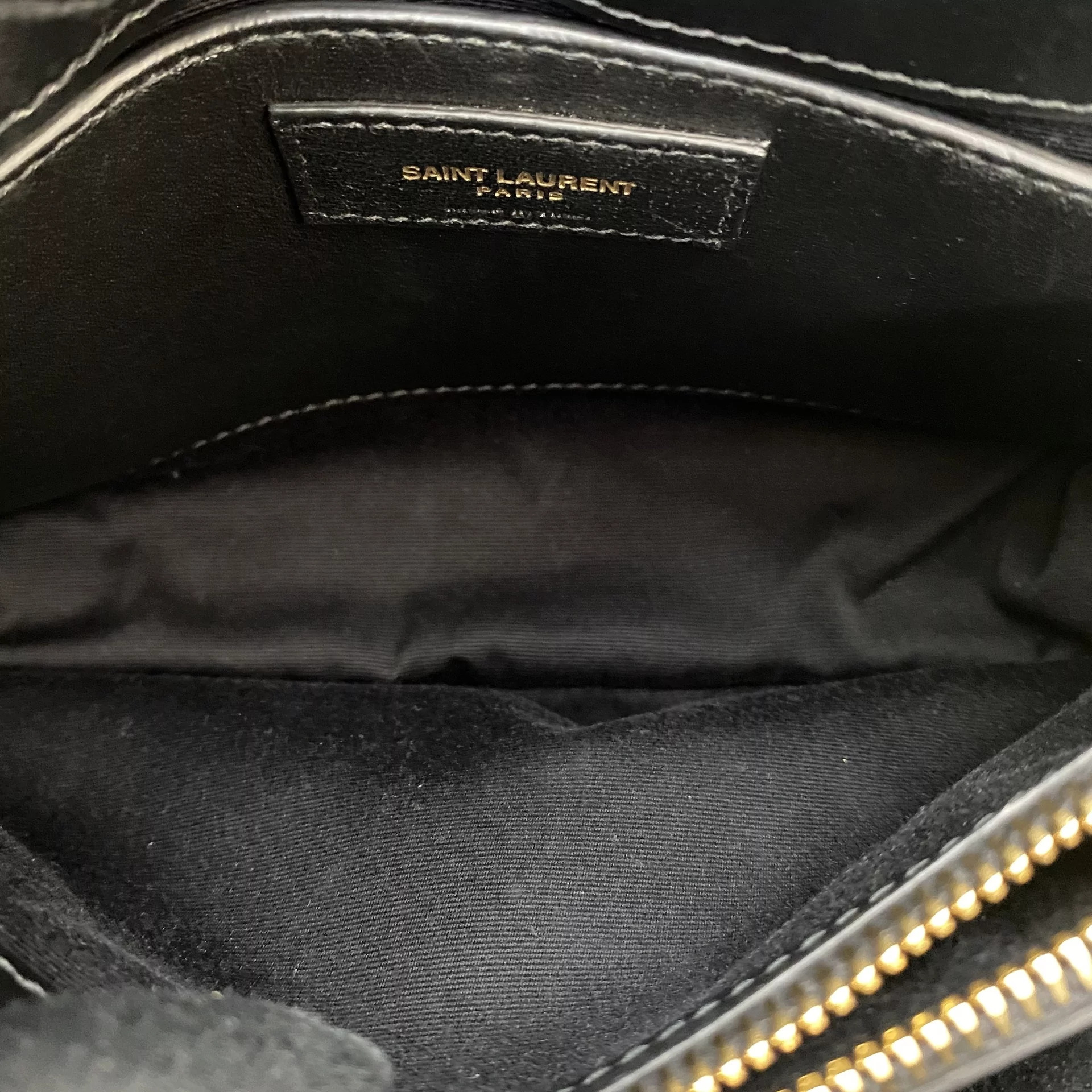 Bolsa Saint Laurent LouLou Pequena