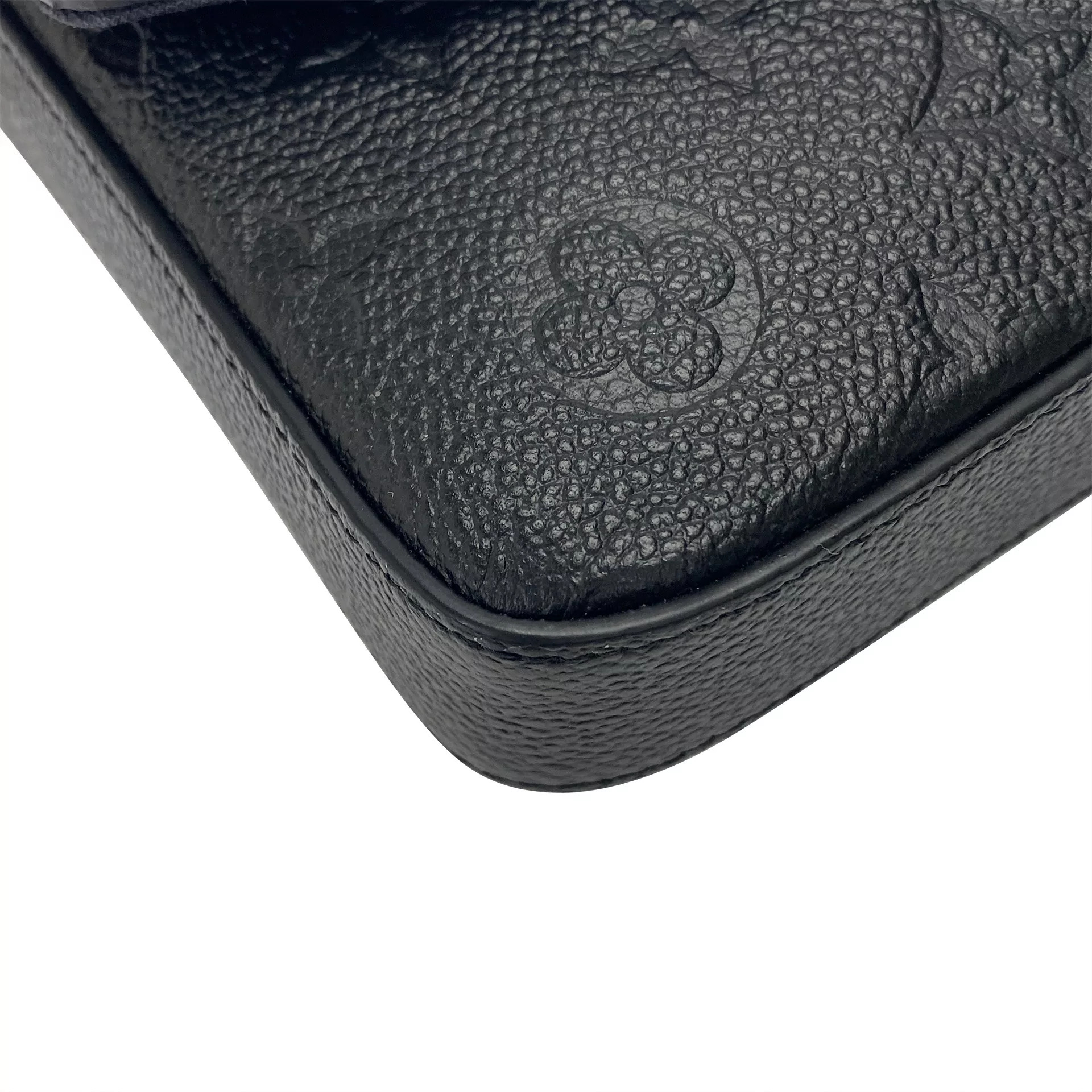 Bolsa Pochette Louis Vuitton Félice Preta