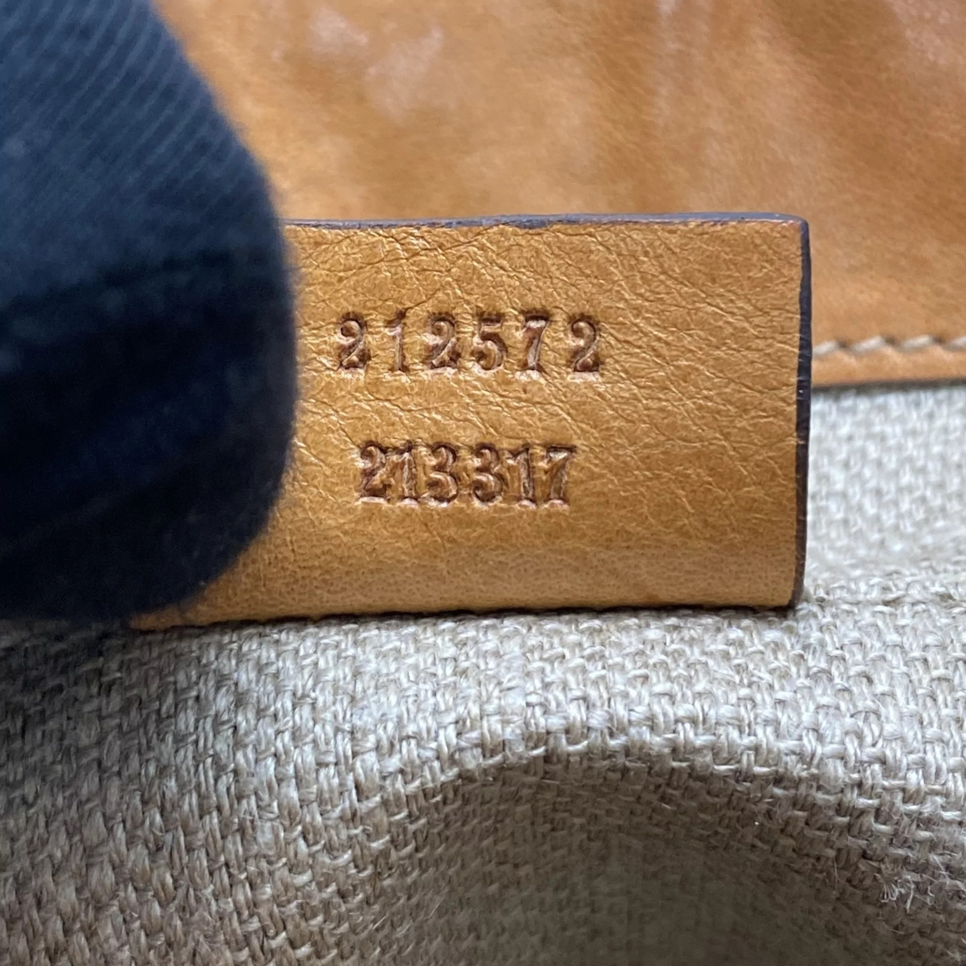 Bolsa Gucci Tattoo Heart Tribeca Messenger Caramelo