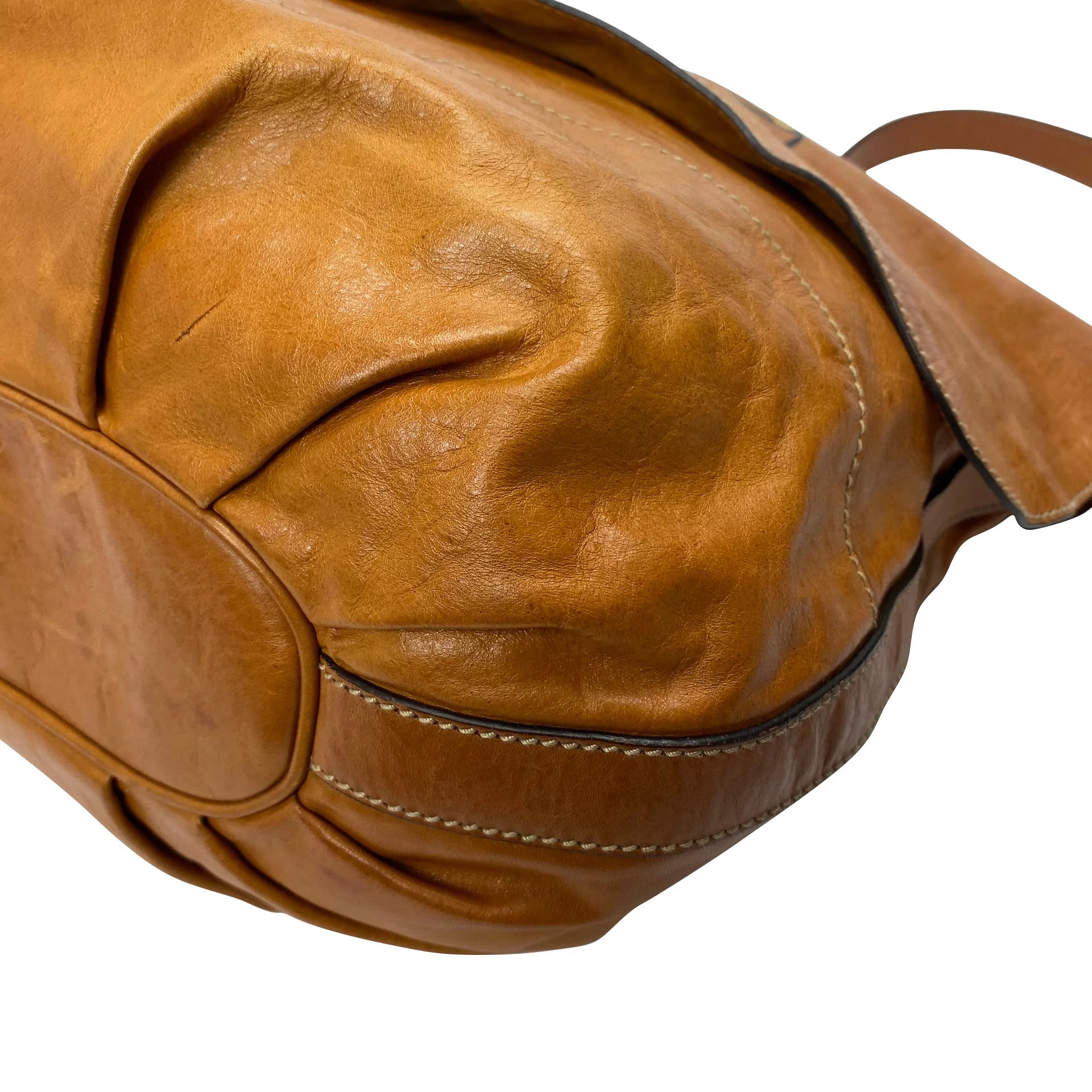 Bolsa Gucci Tattoo Heart Tribeca Messenger Caramelo