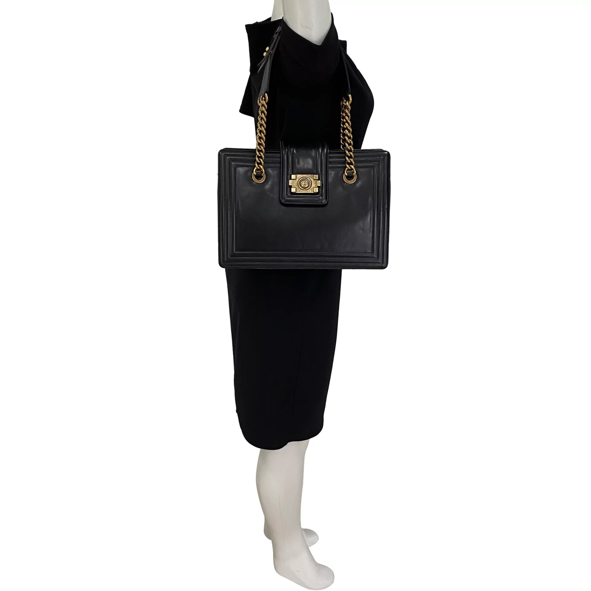 Bolsa Chanel Boy Tote Preta