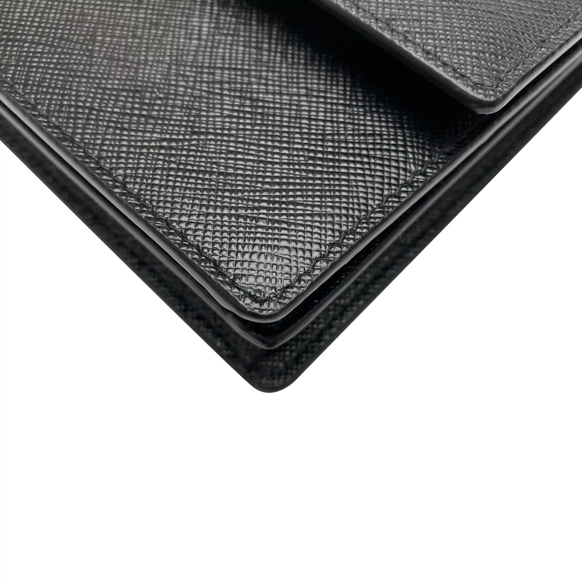 Bolsa Prada Lock Heart Couro Preta