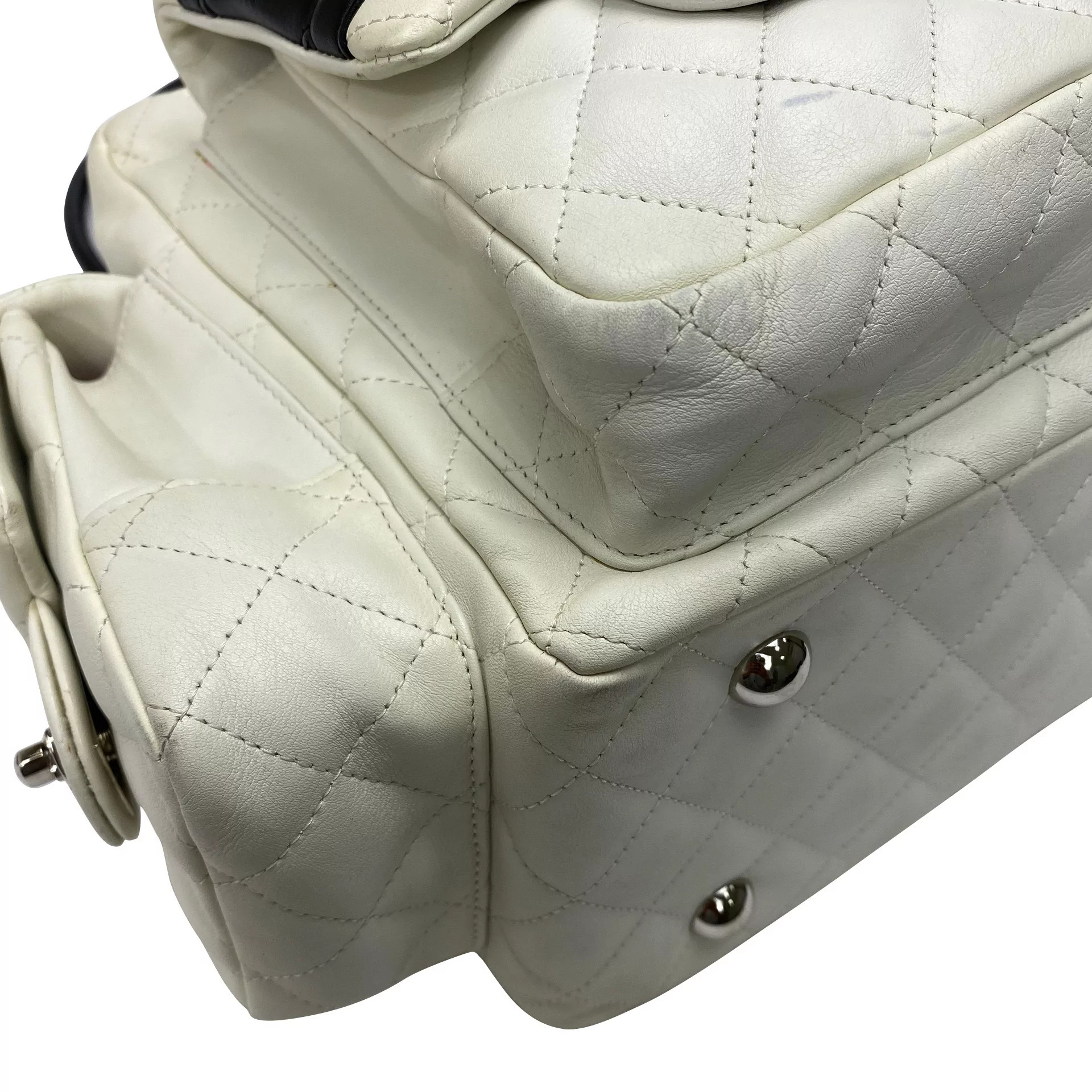 Bolsa Chanel Cambon Branca e Preta