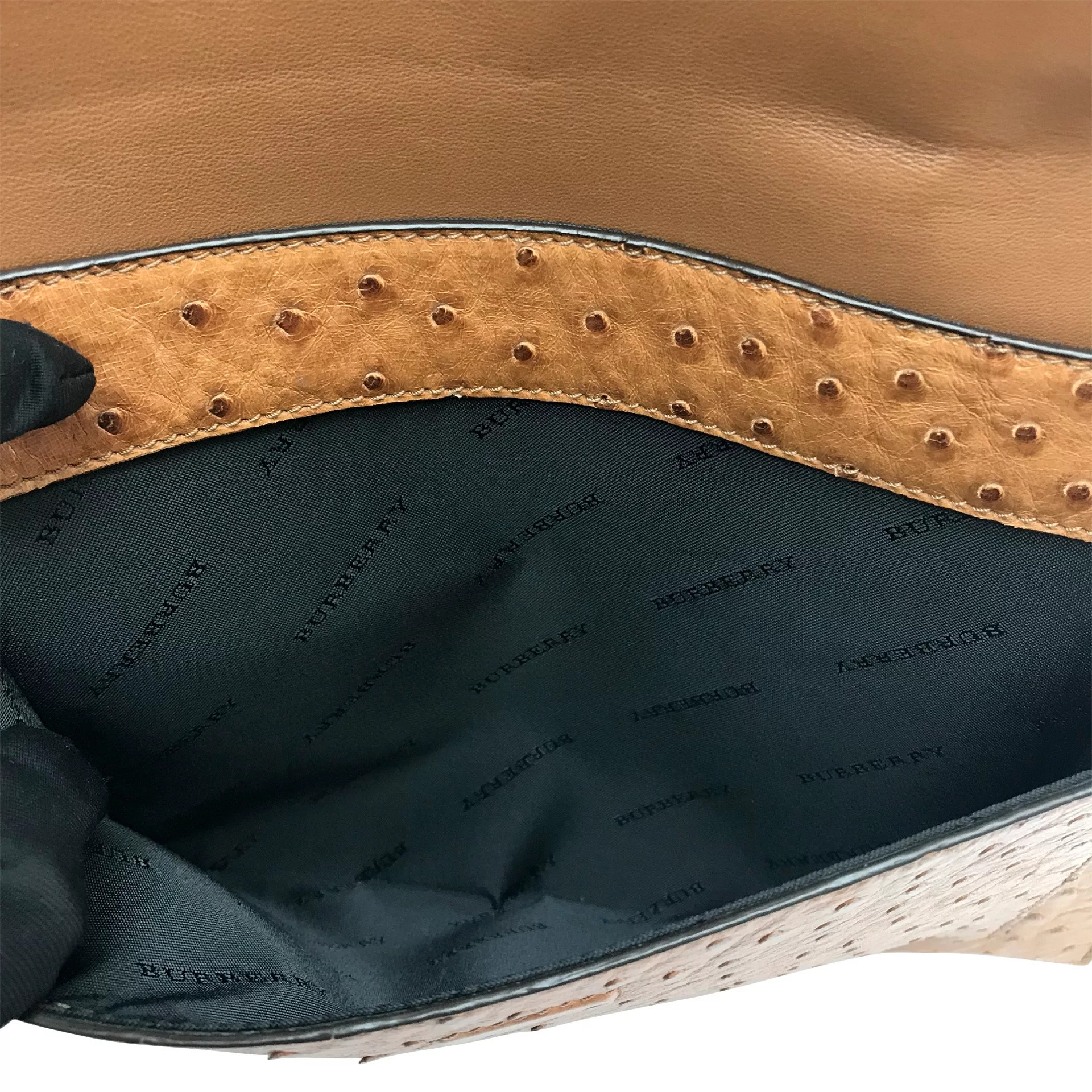 Porta-Ipad Burberry Couro de Avestruz