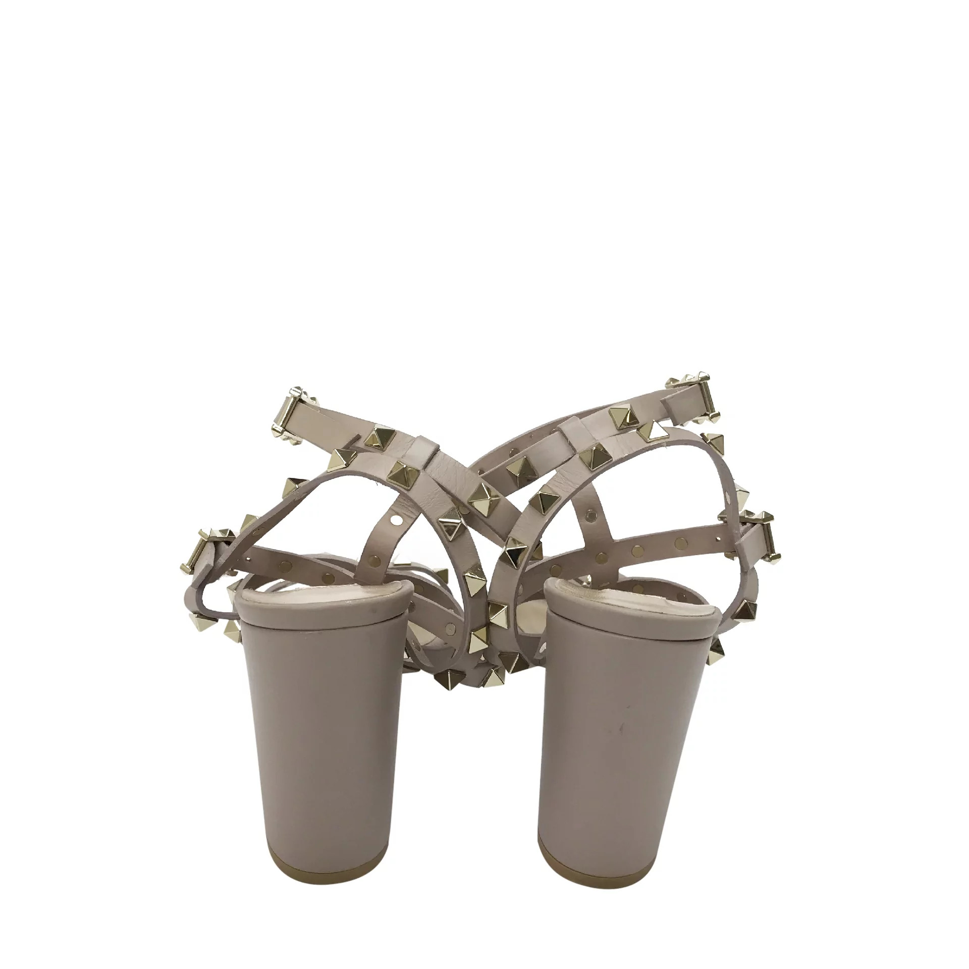 Sandália Valentino Garavani Rockstud