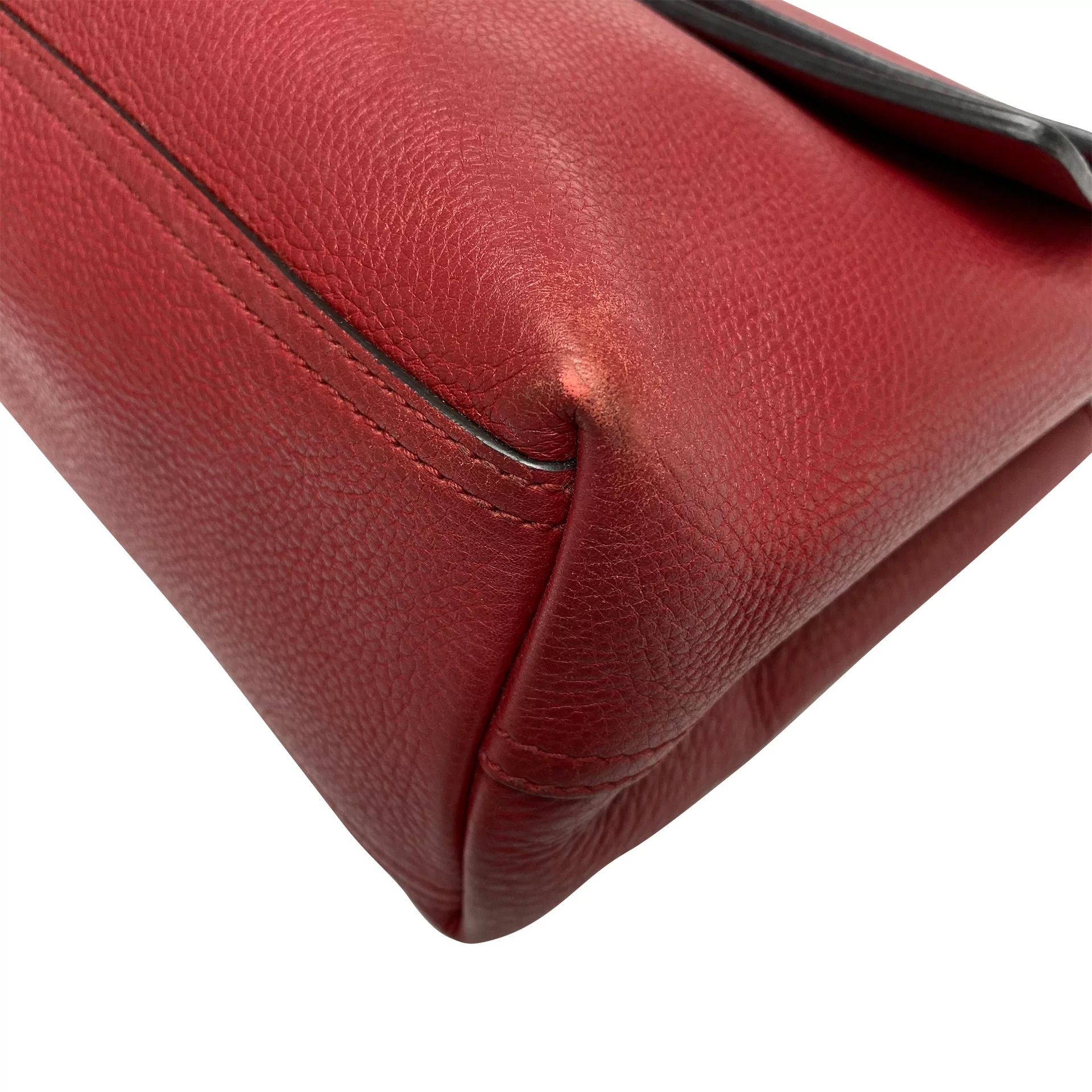 Bolsa Gucci GG Marmont Shoulder Vermelha