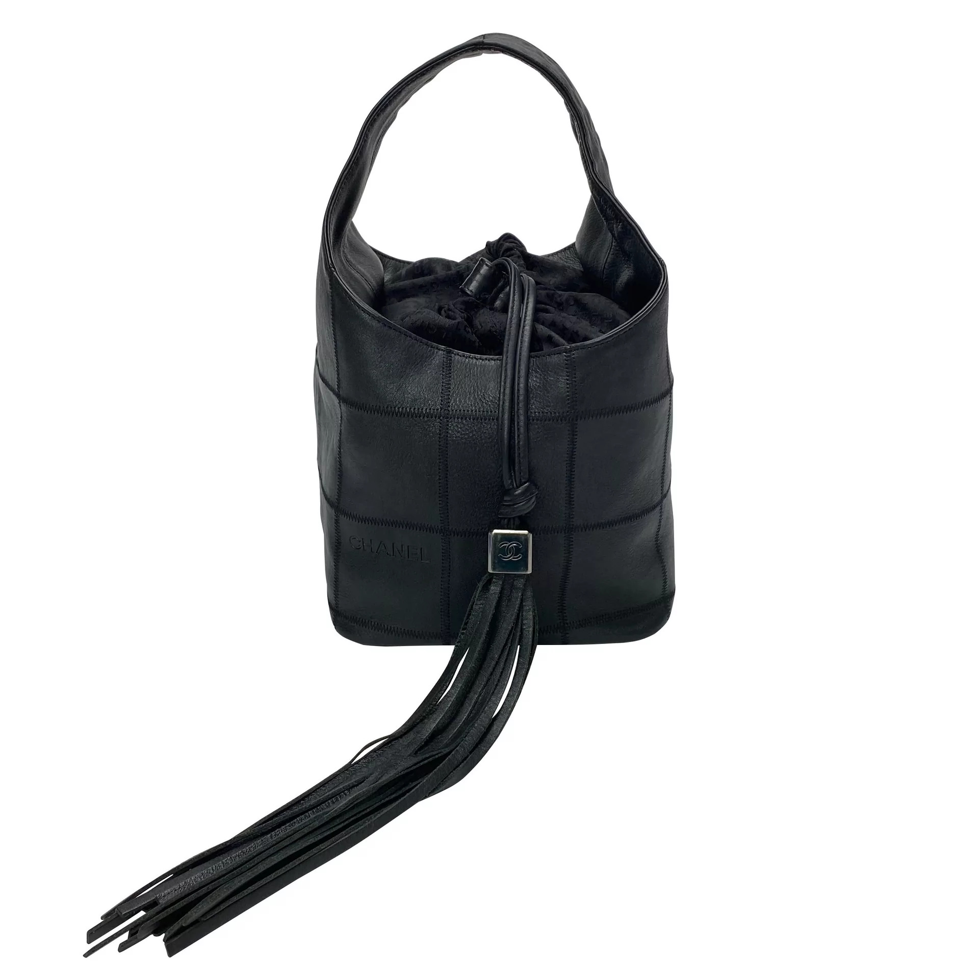 Bolsa Chanel Bucket Tassel