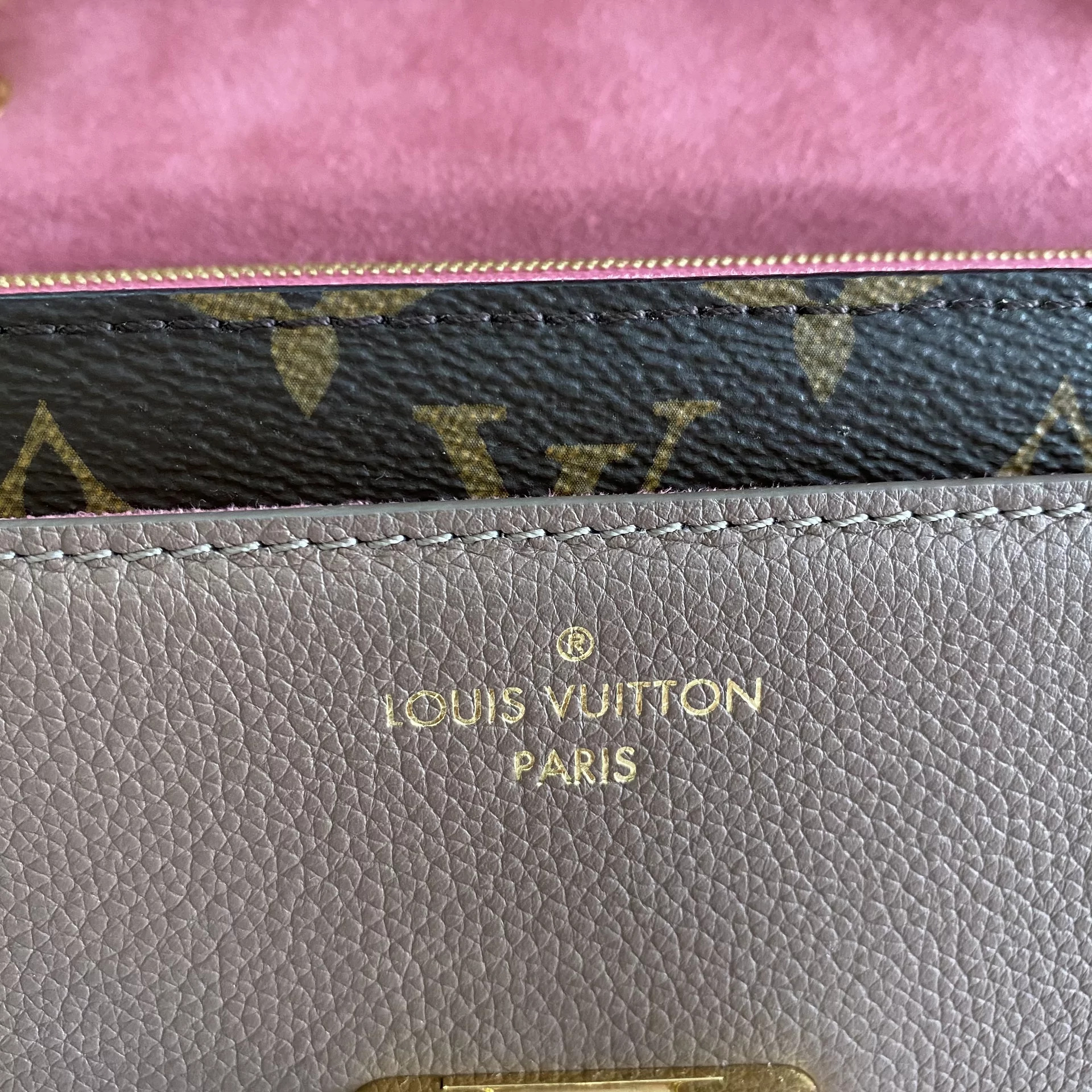 Bolsa Louis Vuitton Victoire Canvas Monograma