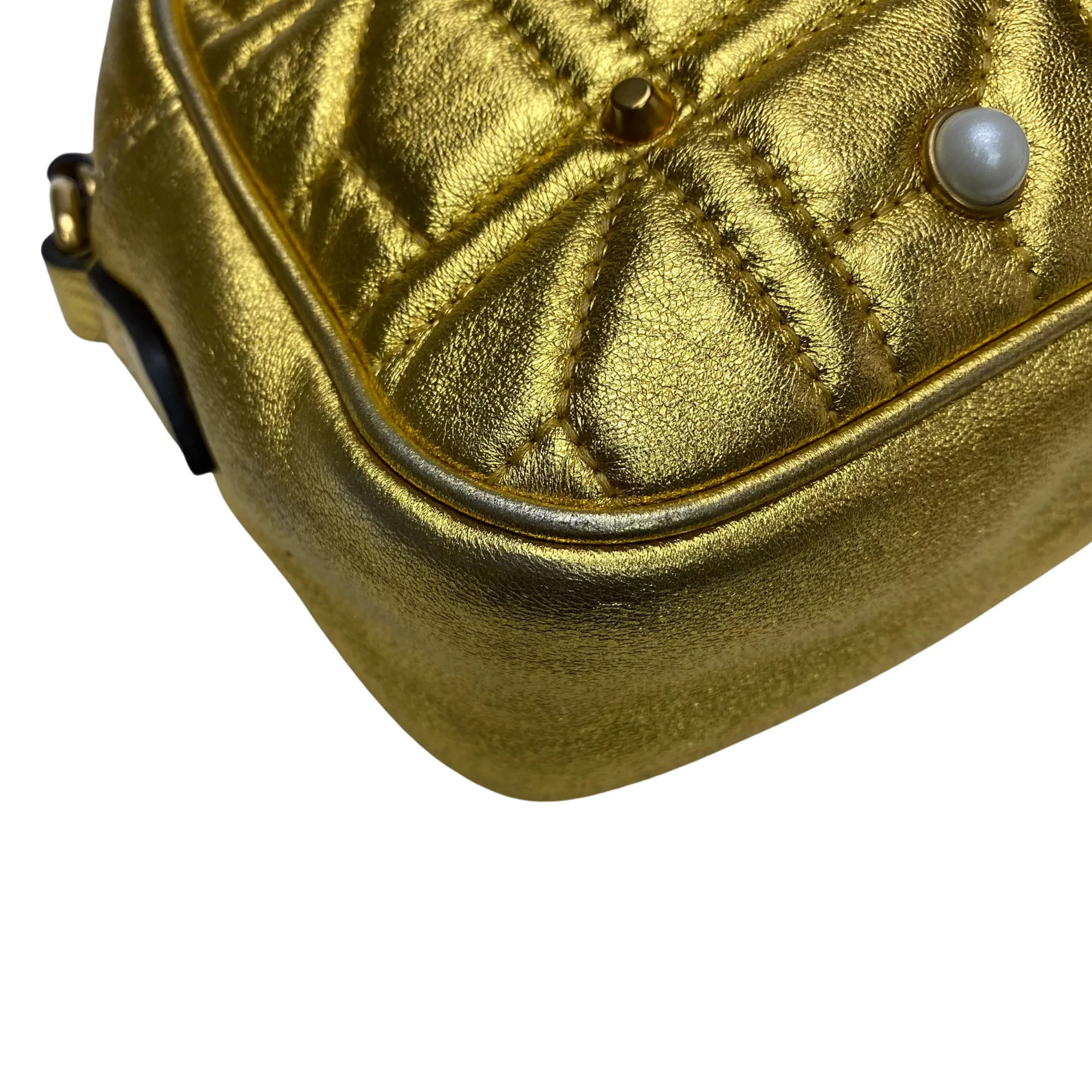 Bolsa Gucci GG Marmont Dourada
