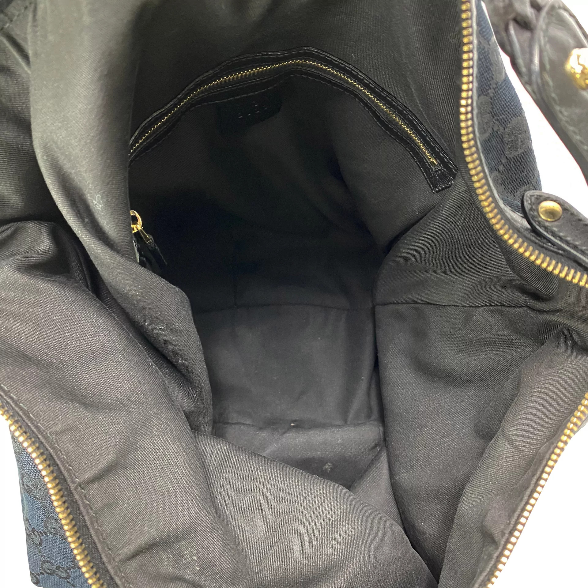 Bolsa Gucci Pelham Hobo Preta