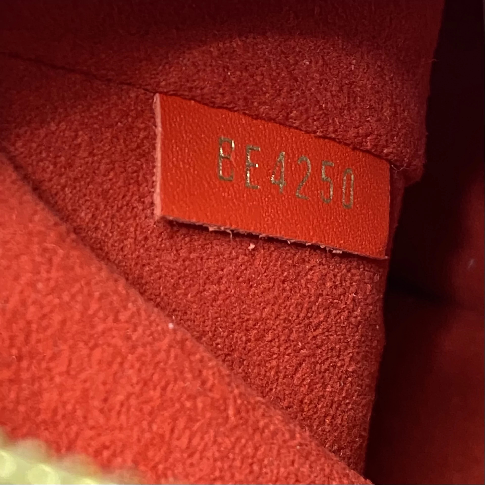 Bolsa Louis Vuitton NéoNoé