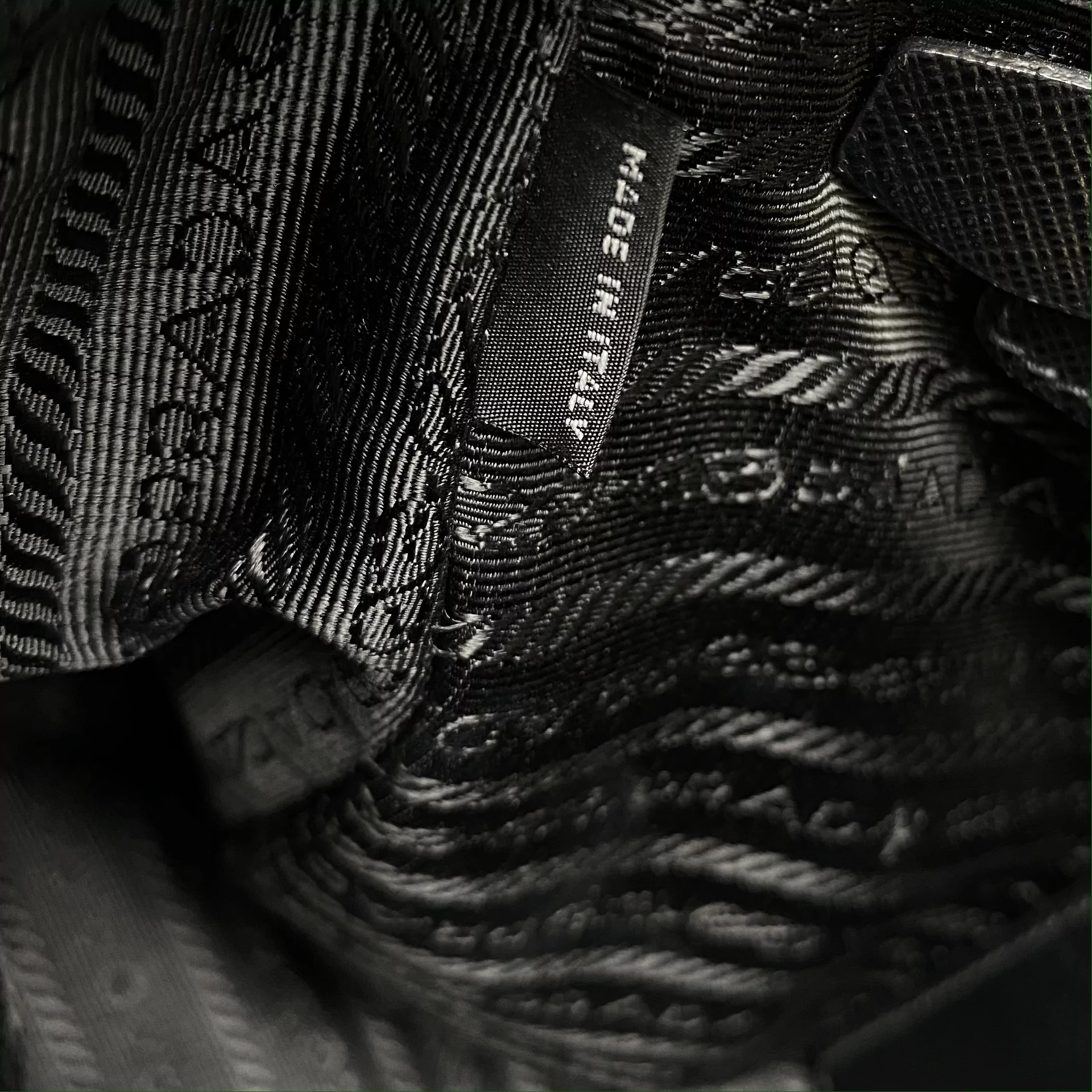 Bolsa Prada Galleria Saffiano Medium