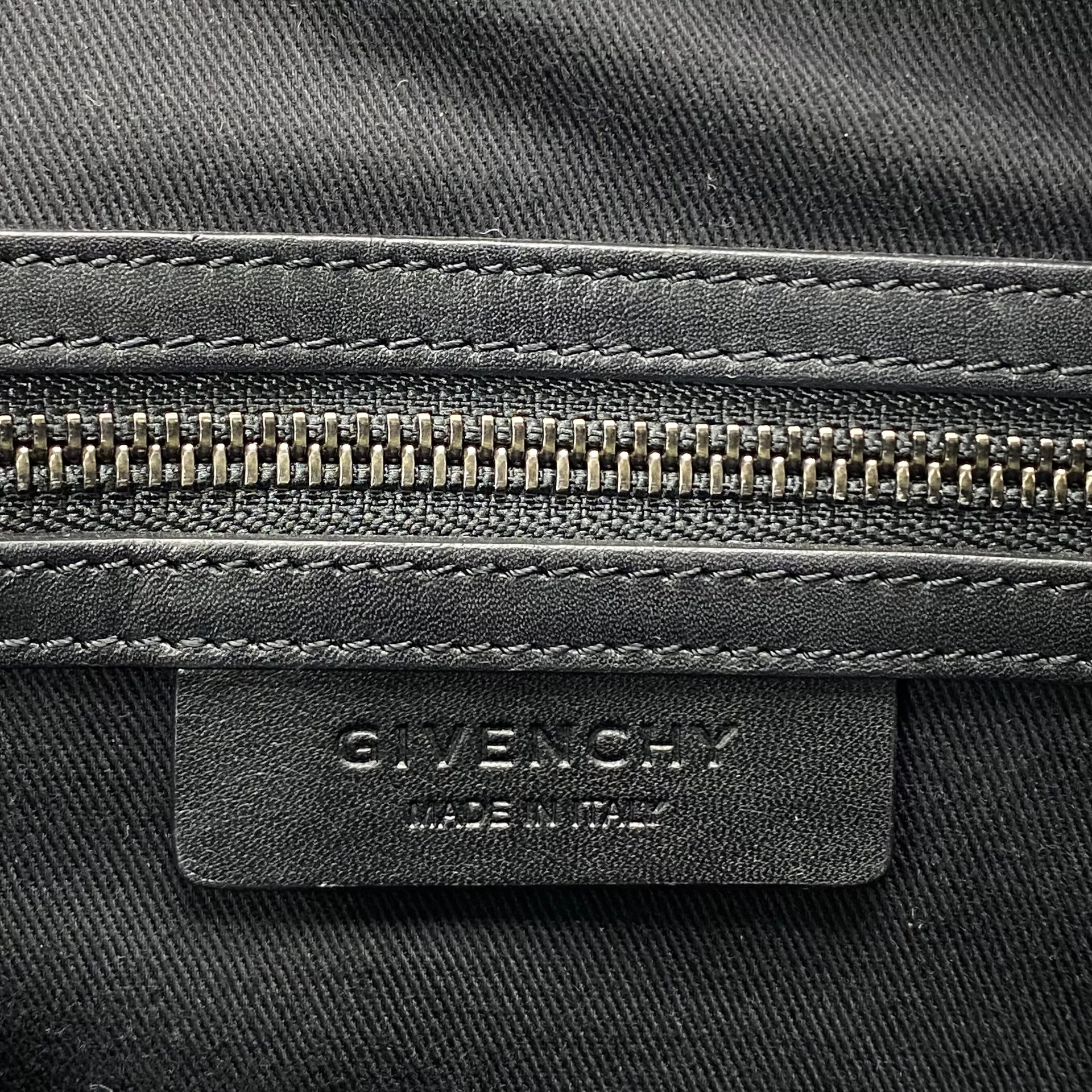 Bolsa Givenchy Antigona Azul