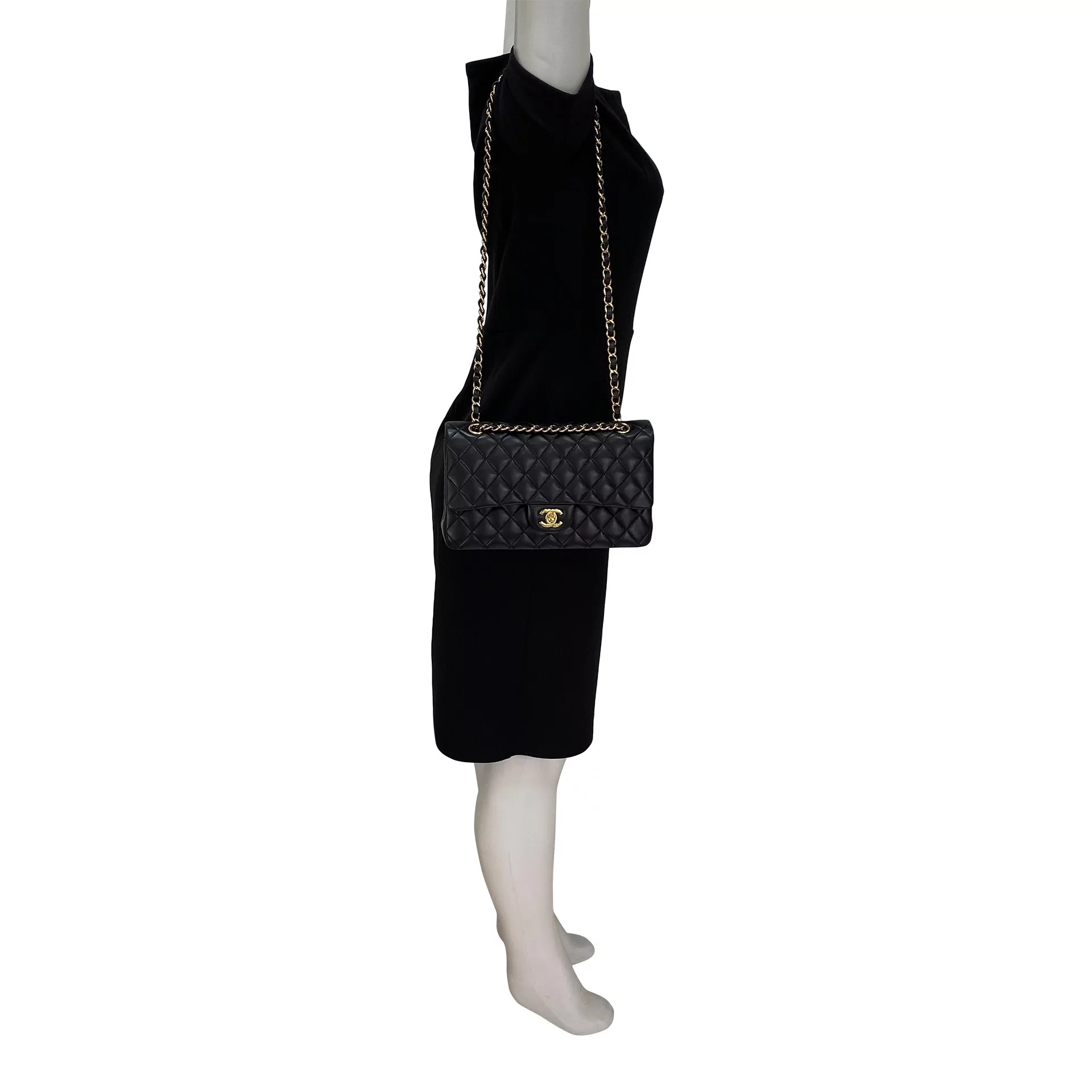 Bolsa Chanel Classic Double Flap Medium Preta