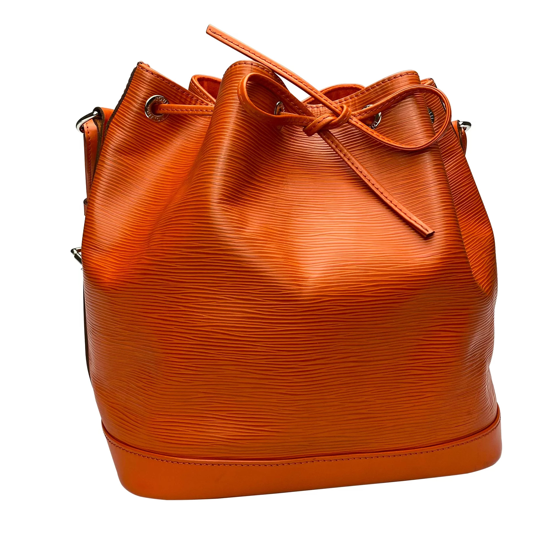Bolsa Louis Vuitton Noé Couro Laranja