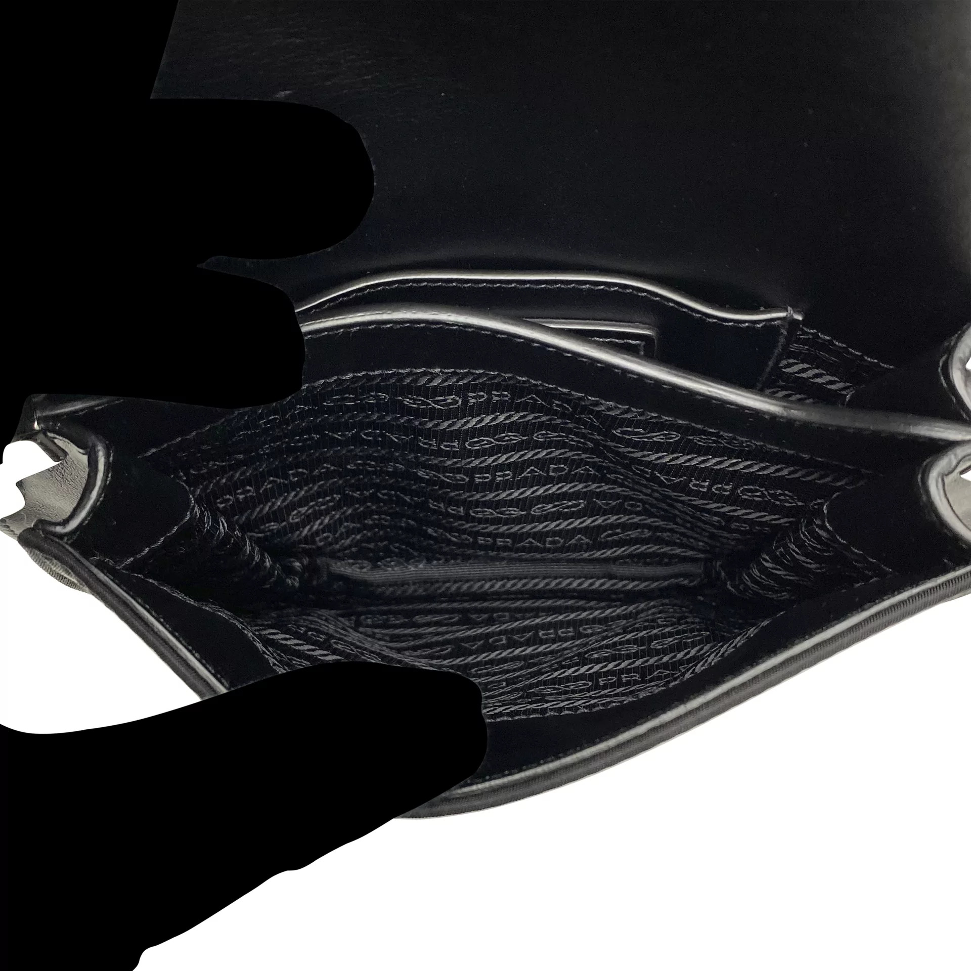 Bolsa Prada Nylon e Couro Preto