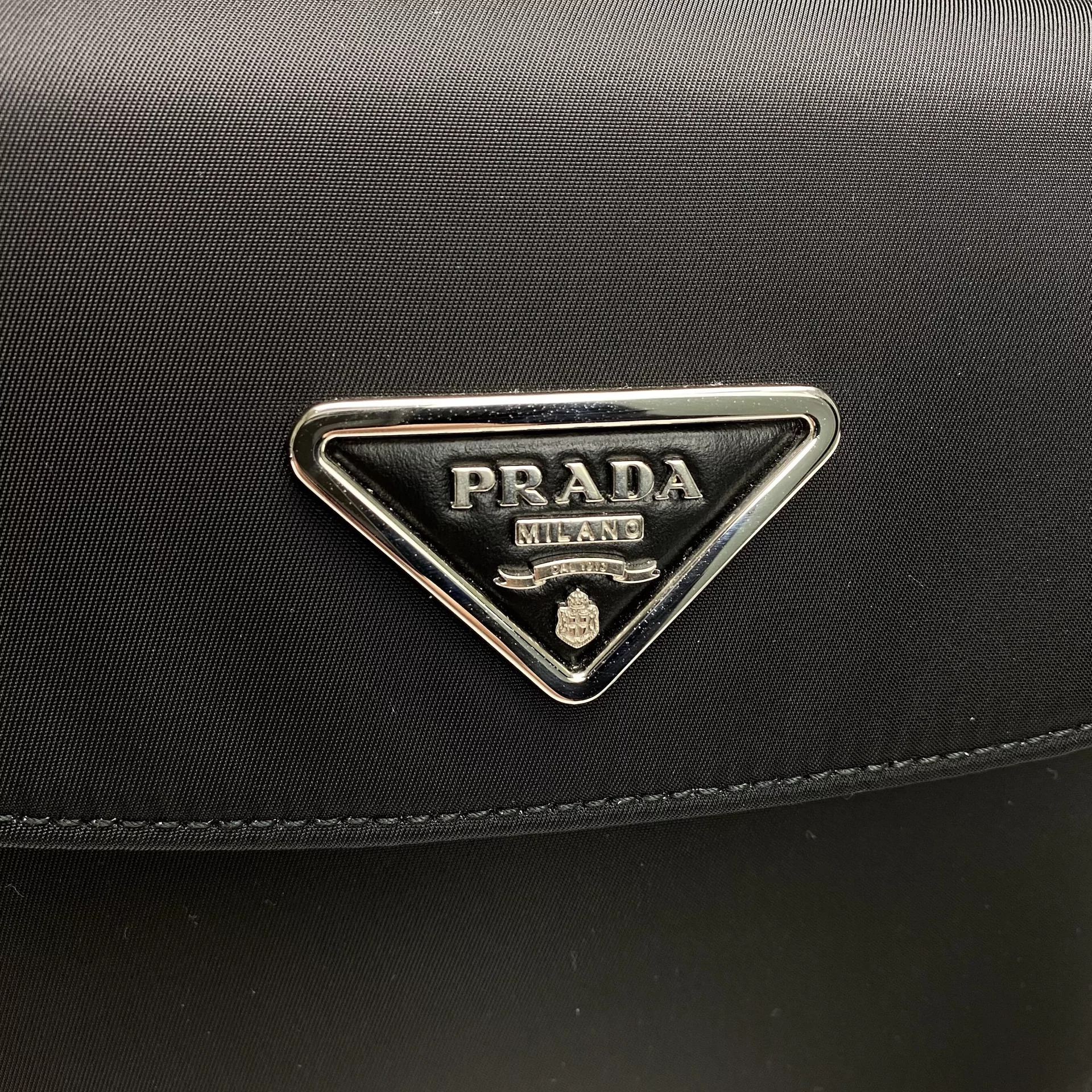 Bolsa Prada Nylon e Couro Preto