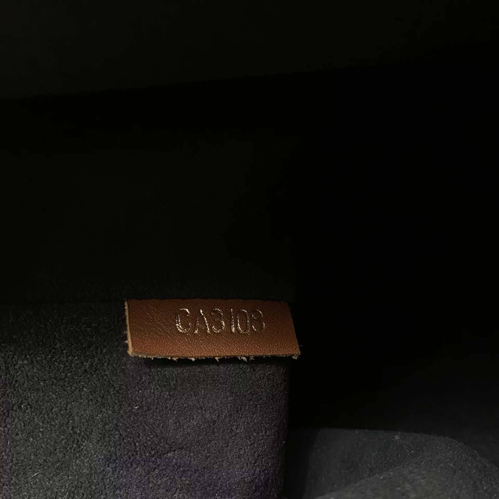 Bolsa Louis Vuitton Tote V BB