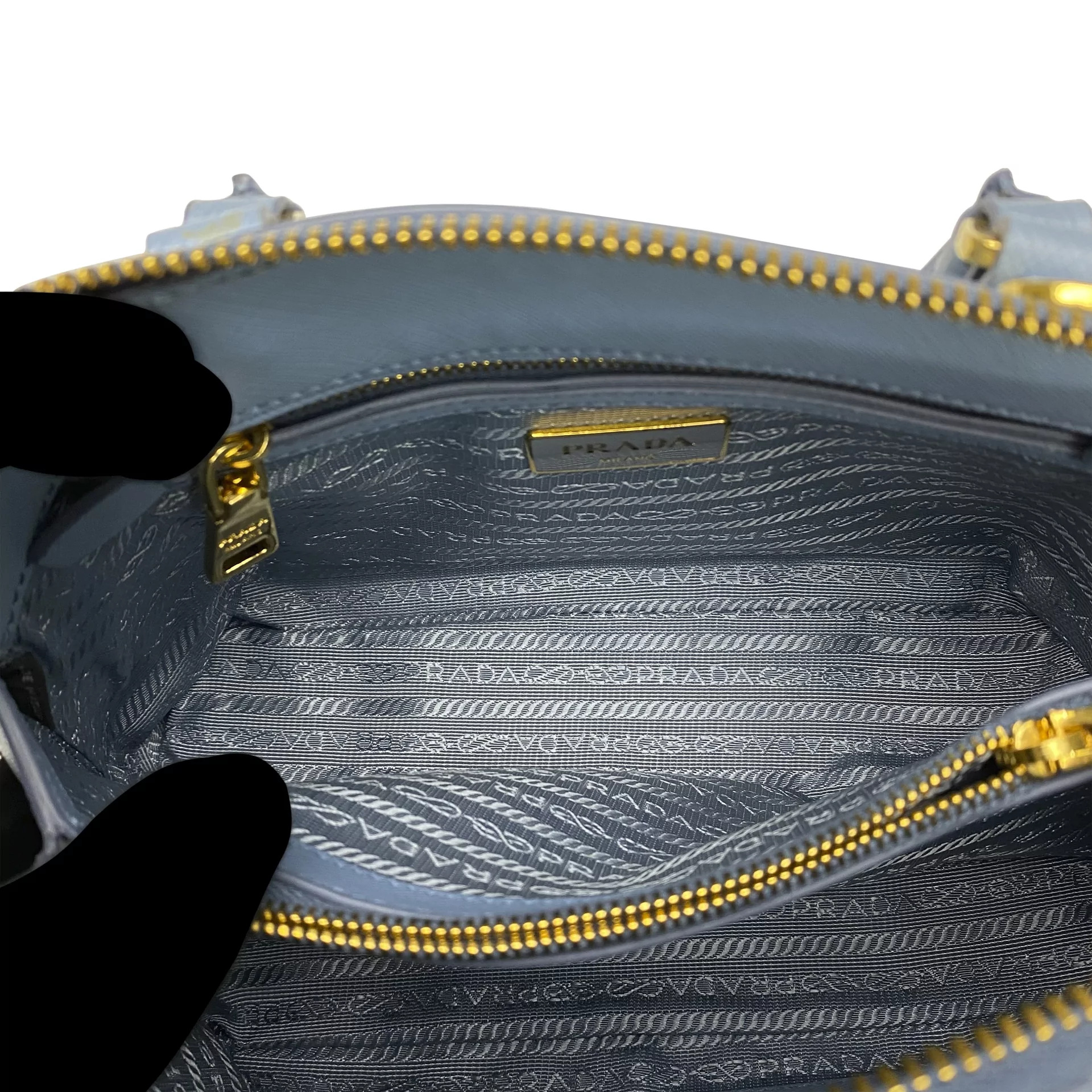Bolsa Prada Saffiano Lux Couro Azul