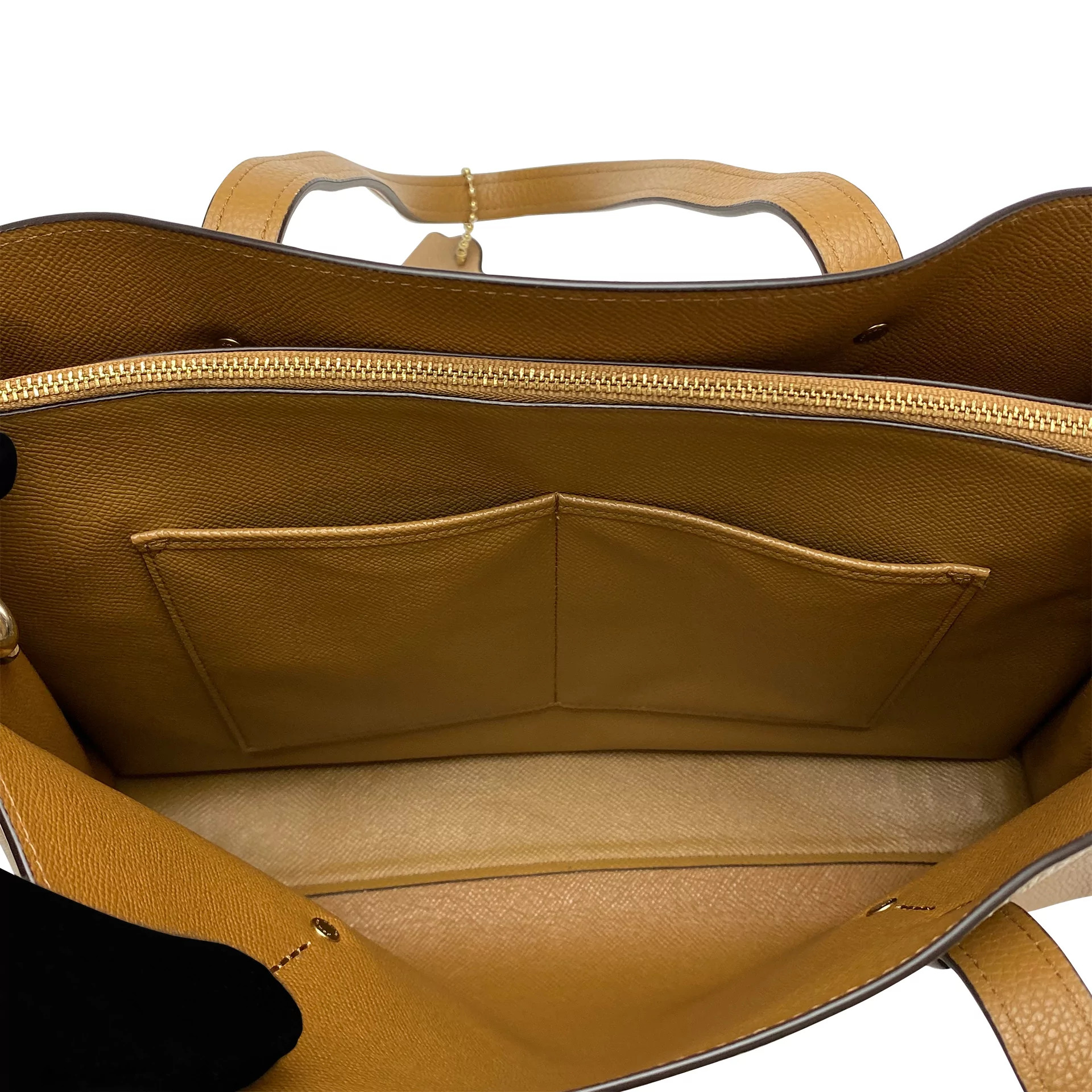 Bolsa Coach Charlie Carryall Nude