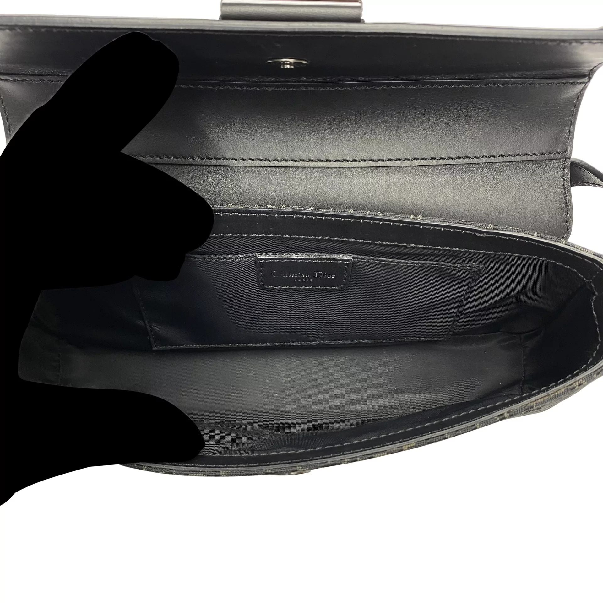 Bolsa Christian Dior Baguete Preta Monograma