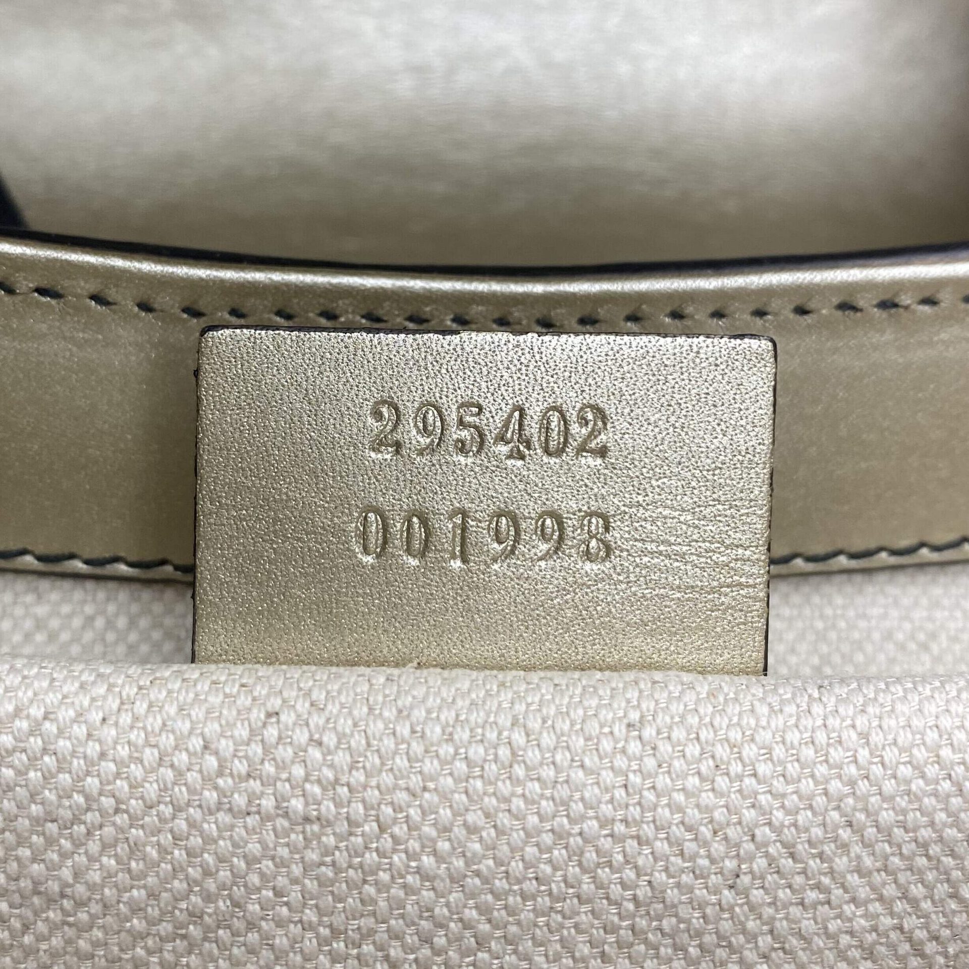Bolsa Gucci Emily Metalizada