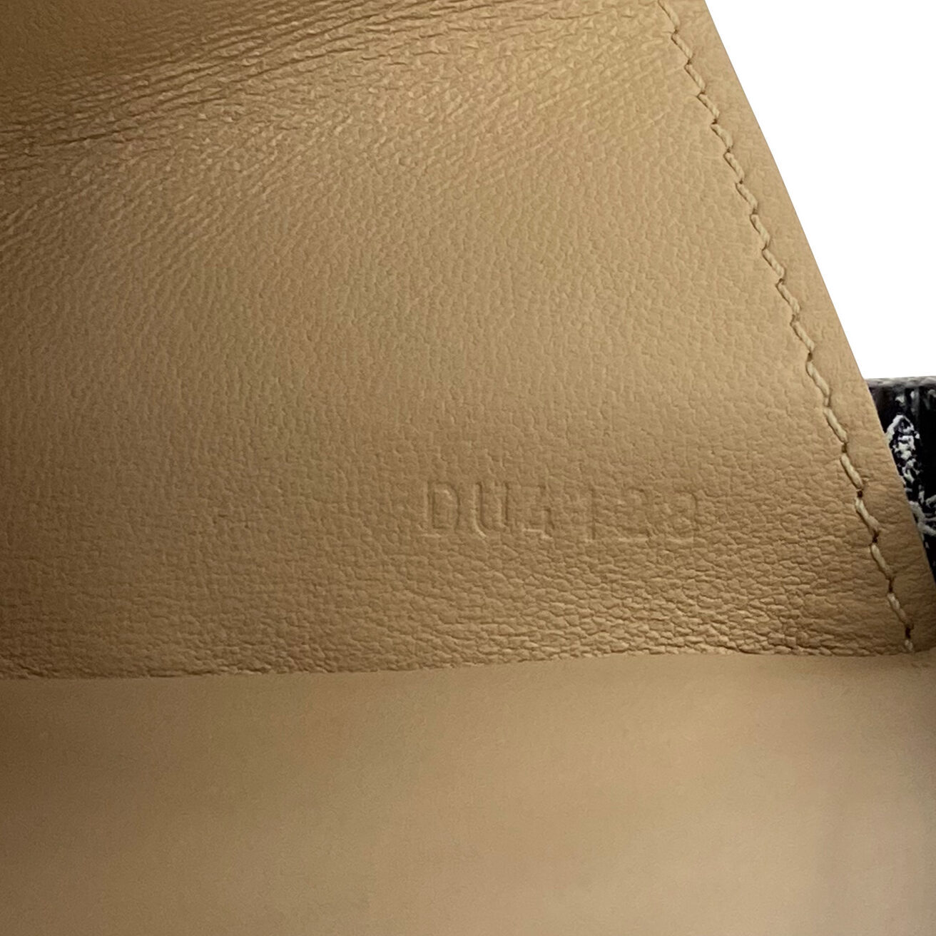 Bolsa Louis Vuitton Petite Malle Coddington Catogram