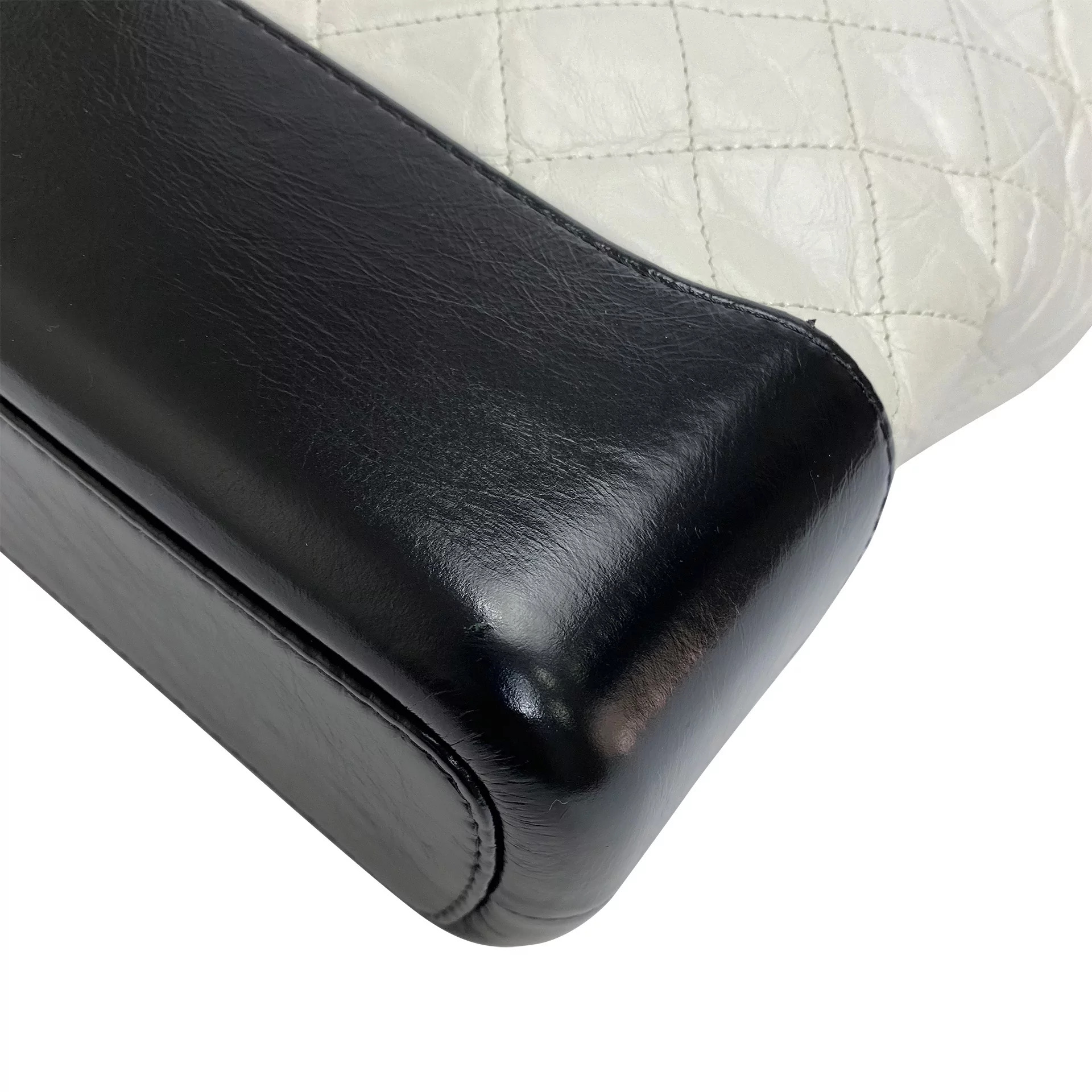 Bolsa Chanel Gabrielle Aged Calfskin Bicolor