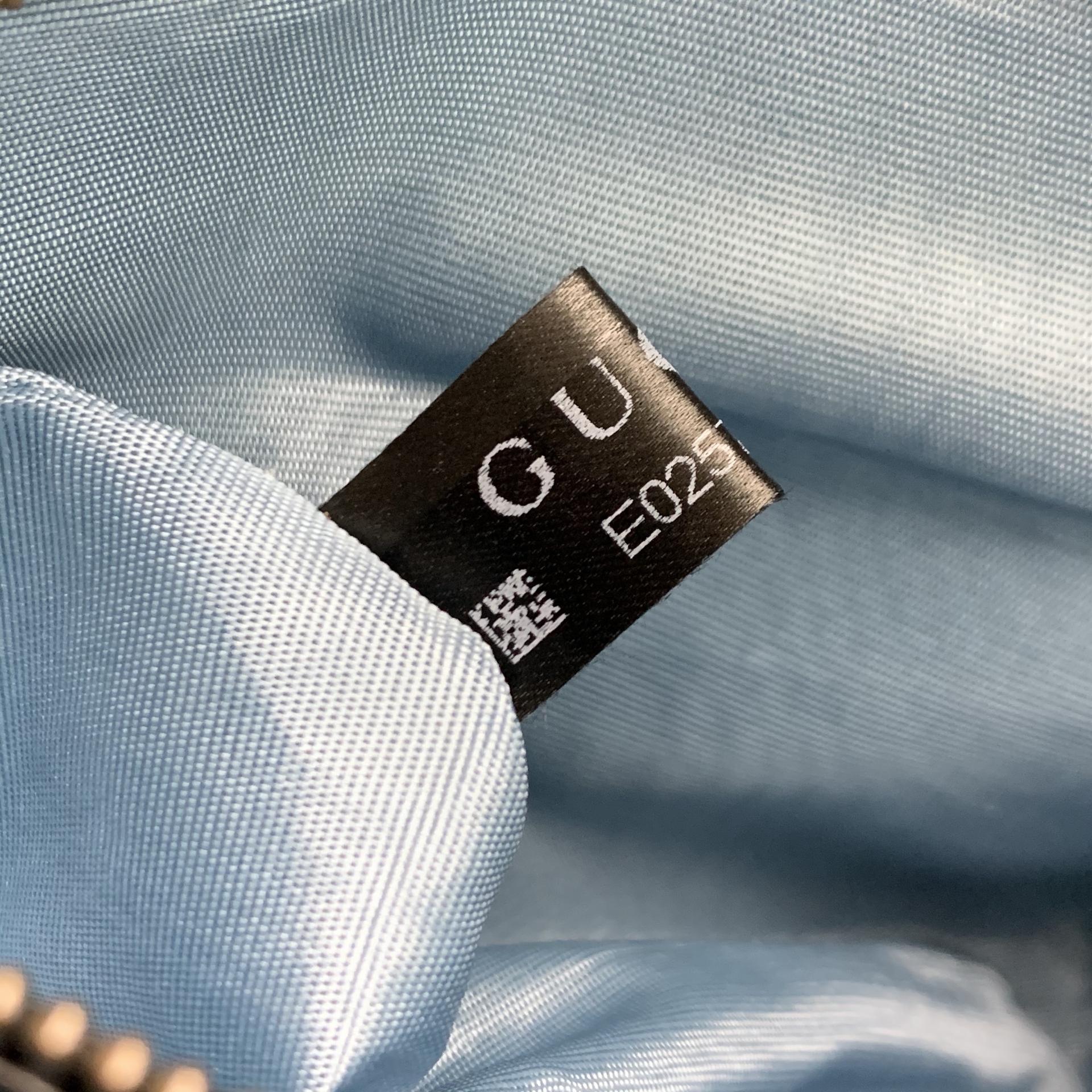 Clutch Gucci Envelope GG Preta